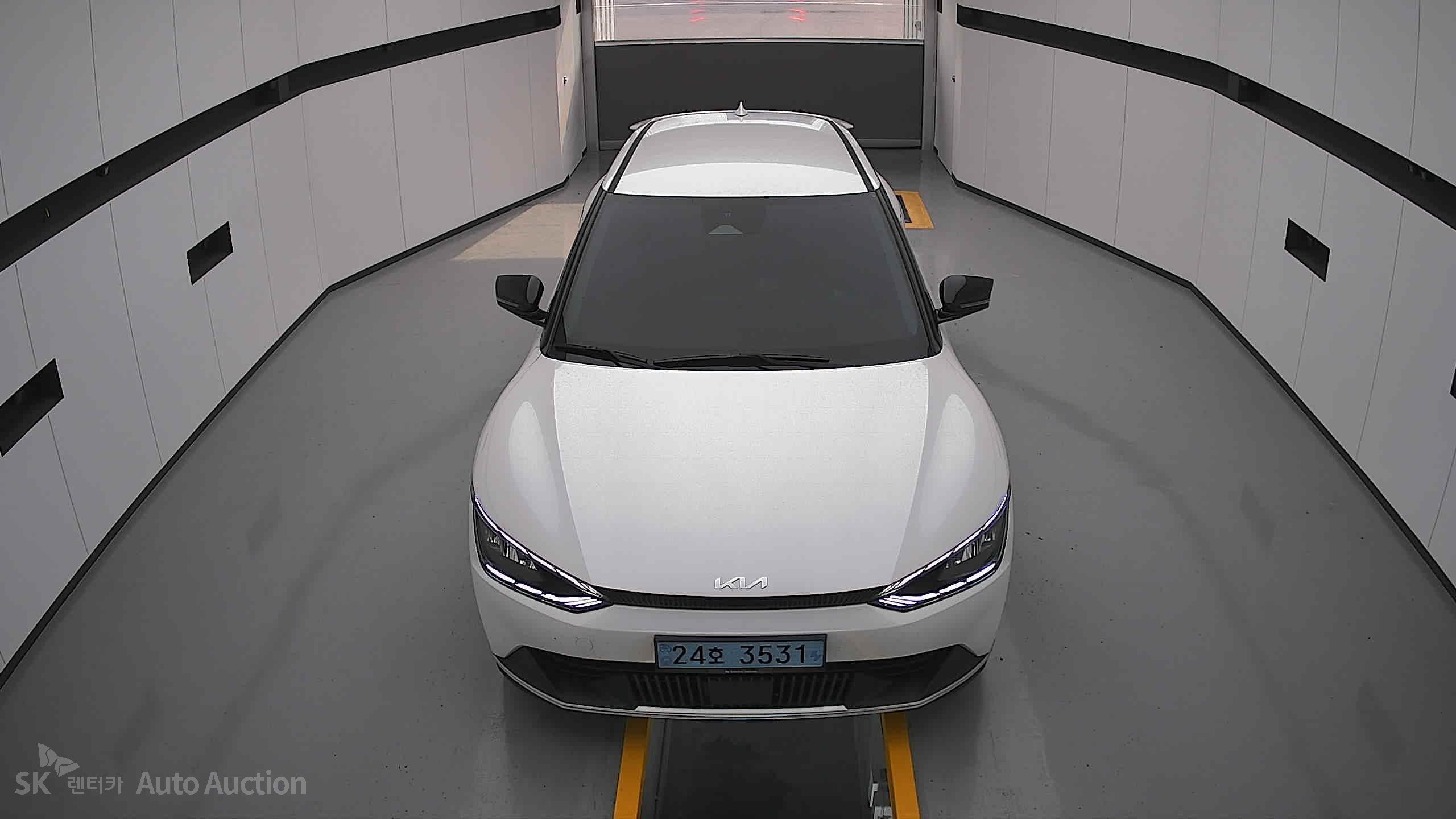 2022 - kia ev6