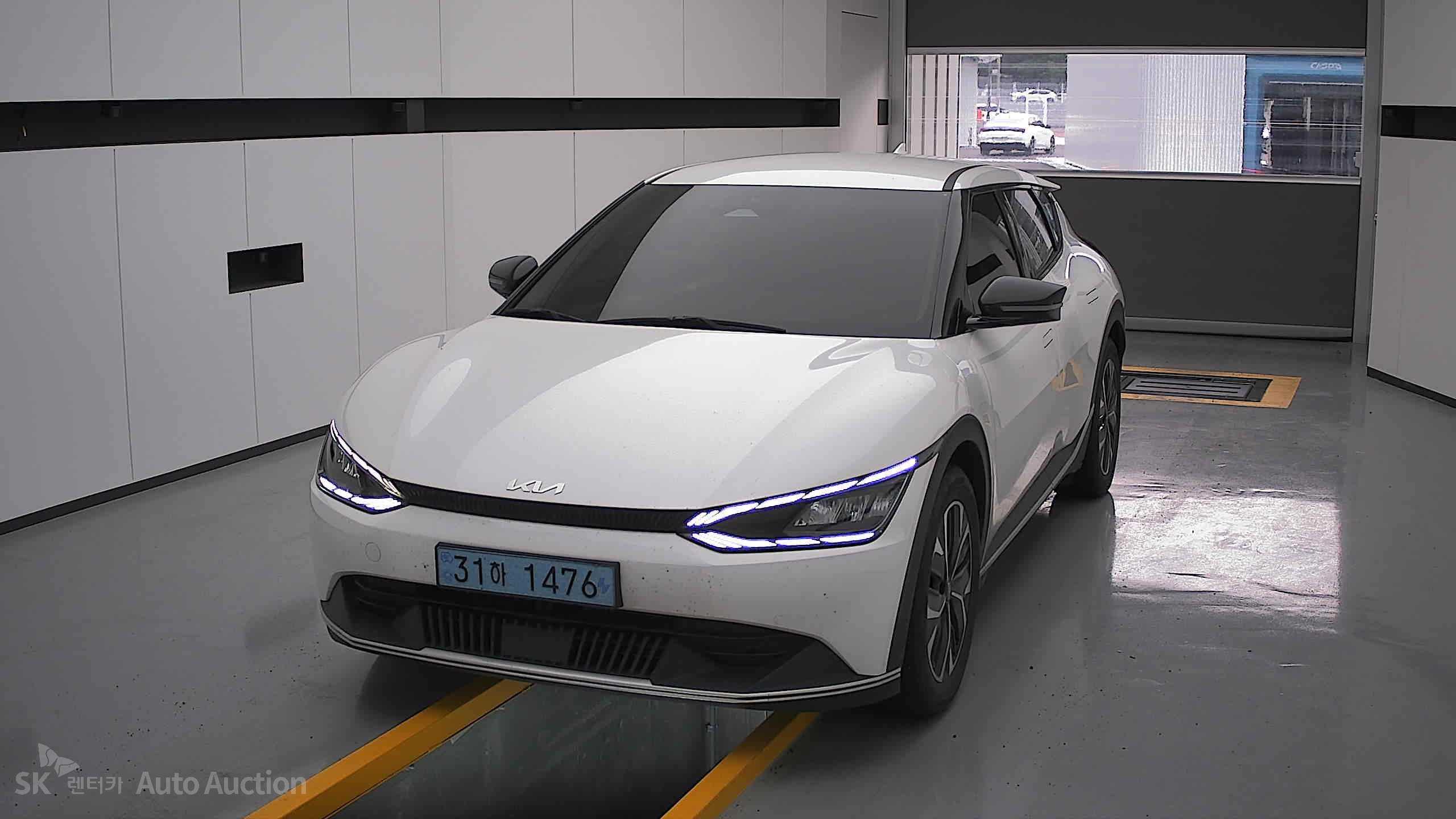 2022 - kia ev6