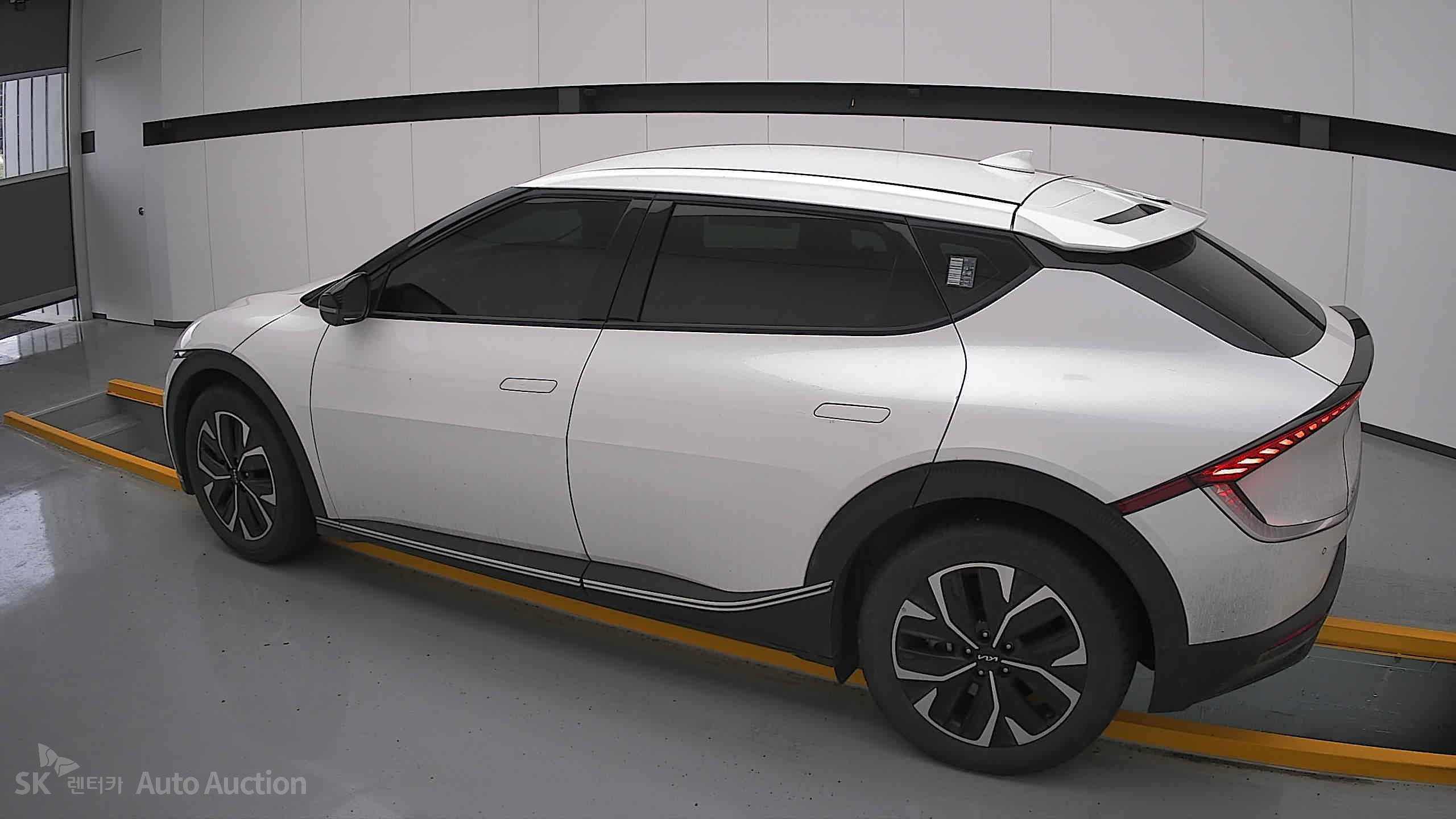 2022 - kia ev6