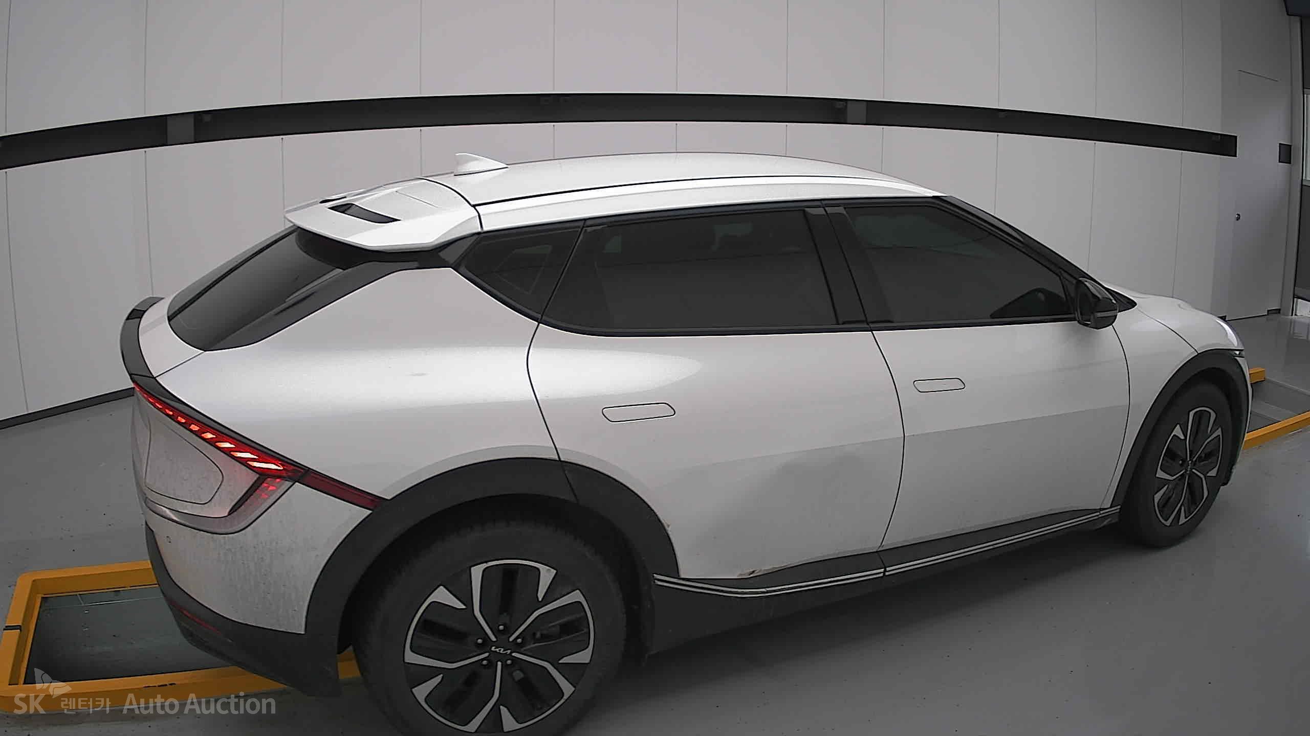 2022 - kia ev6