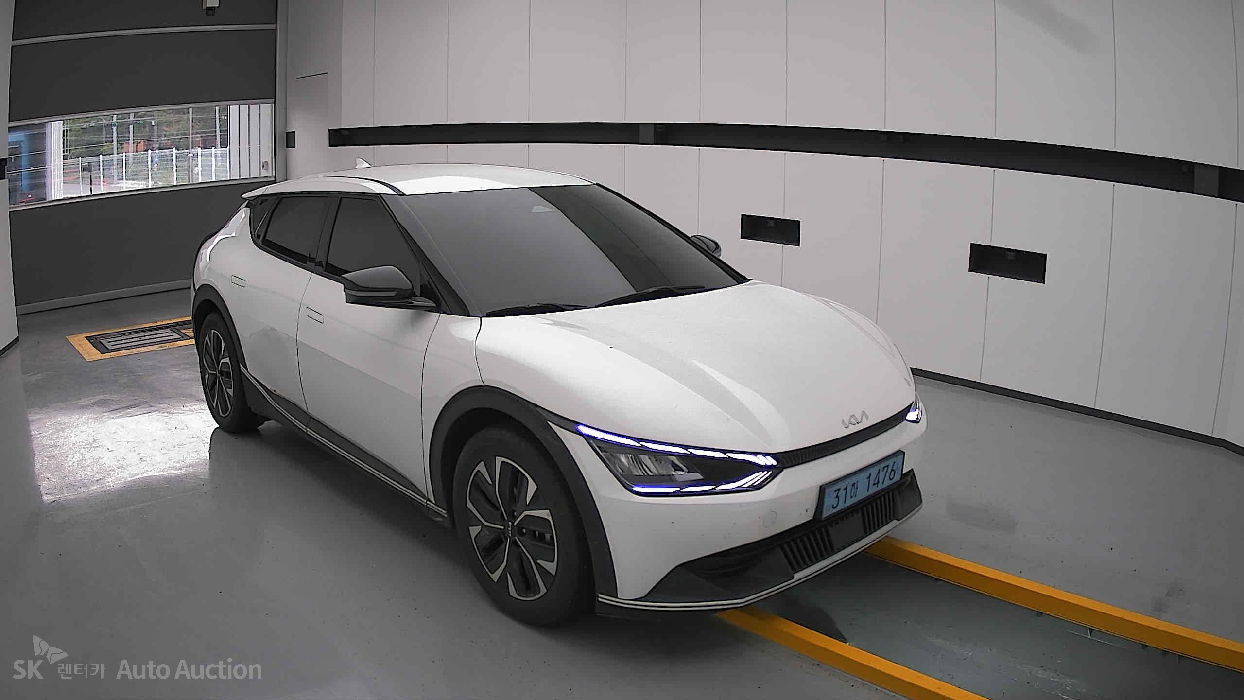 2022 - kia ev6