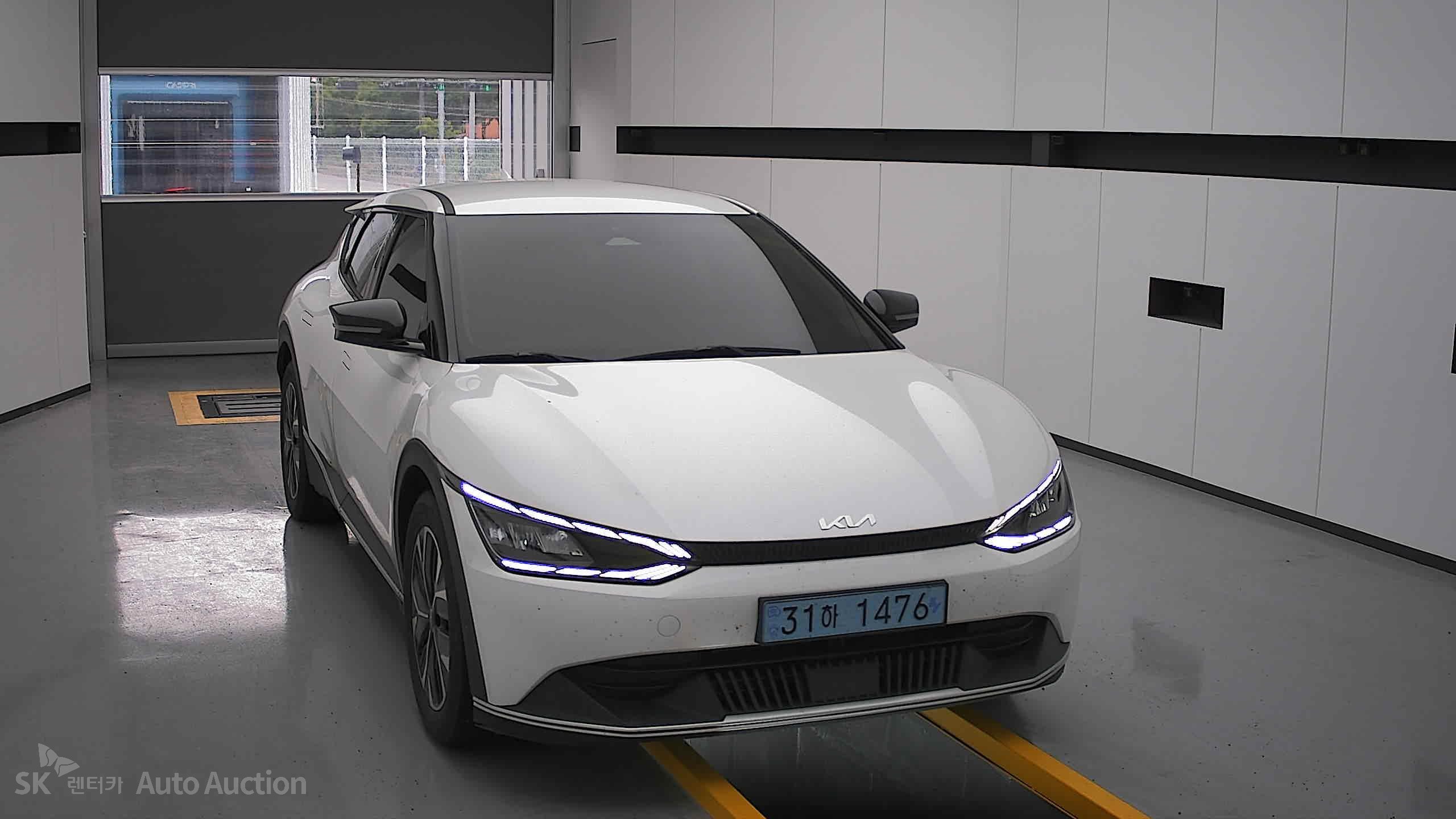 2022 - kia ev6