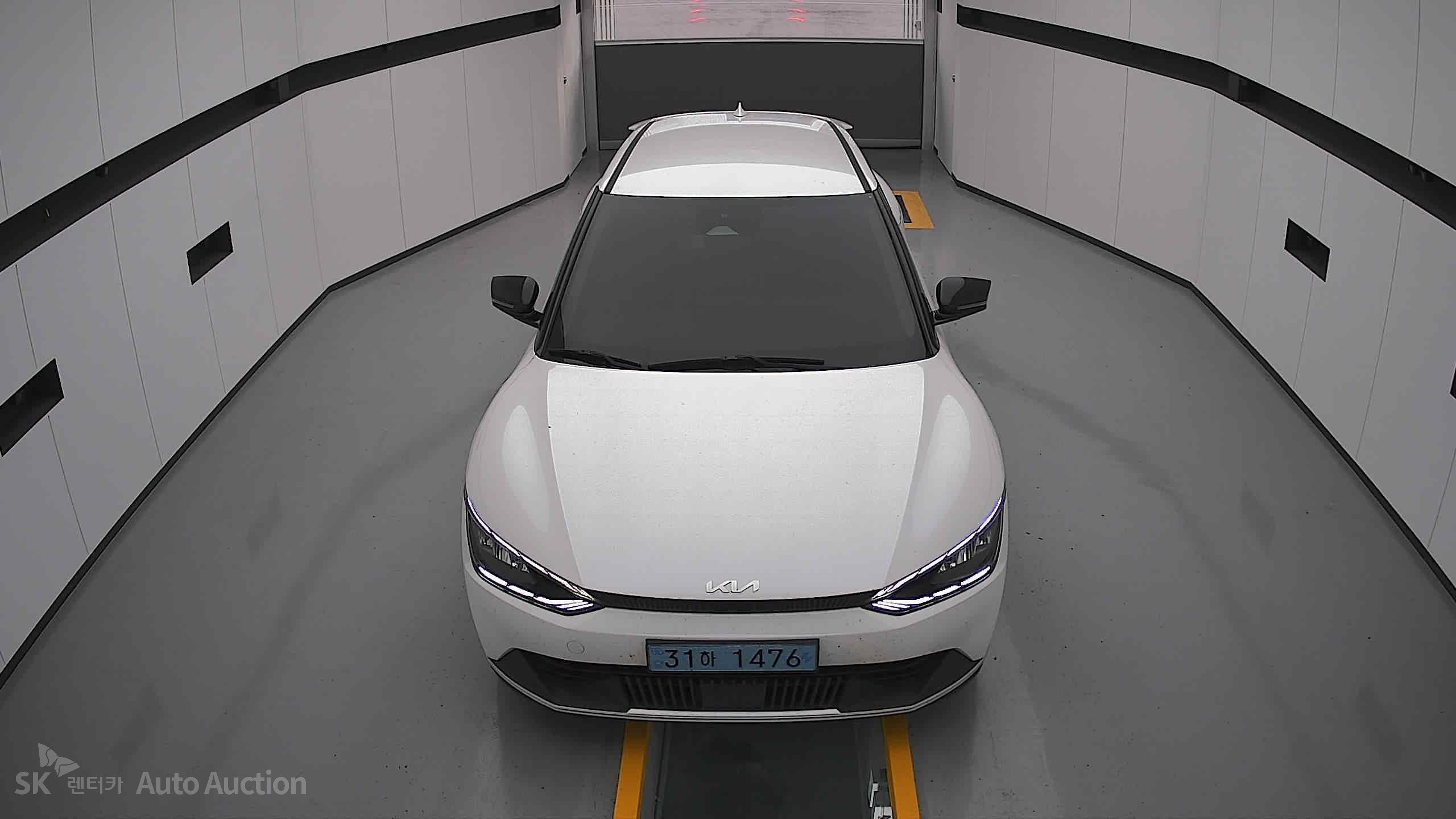 2022 - kia ev6
