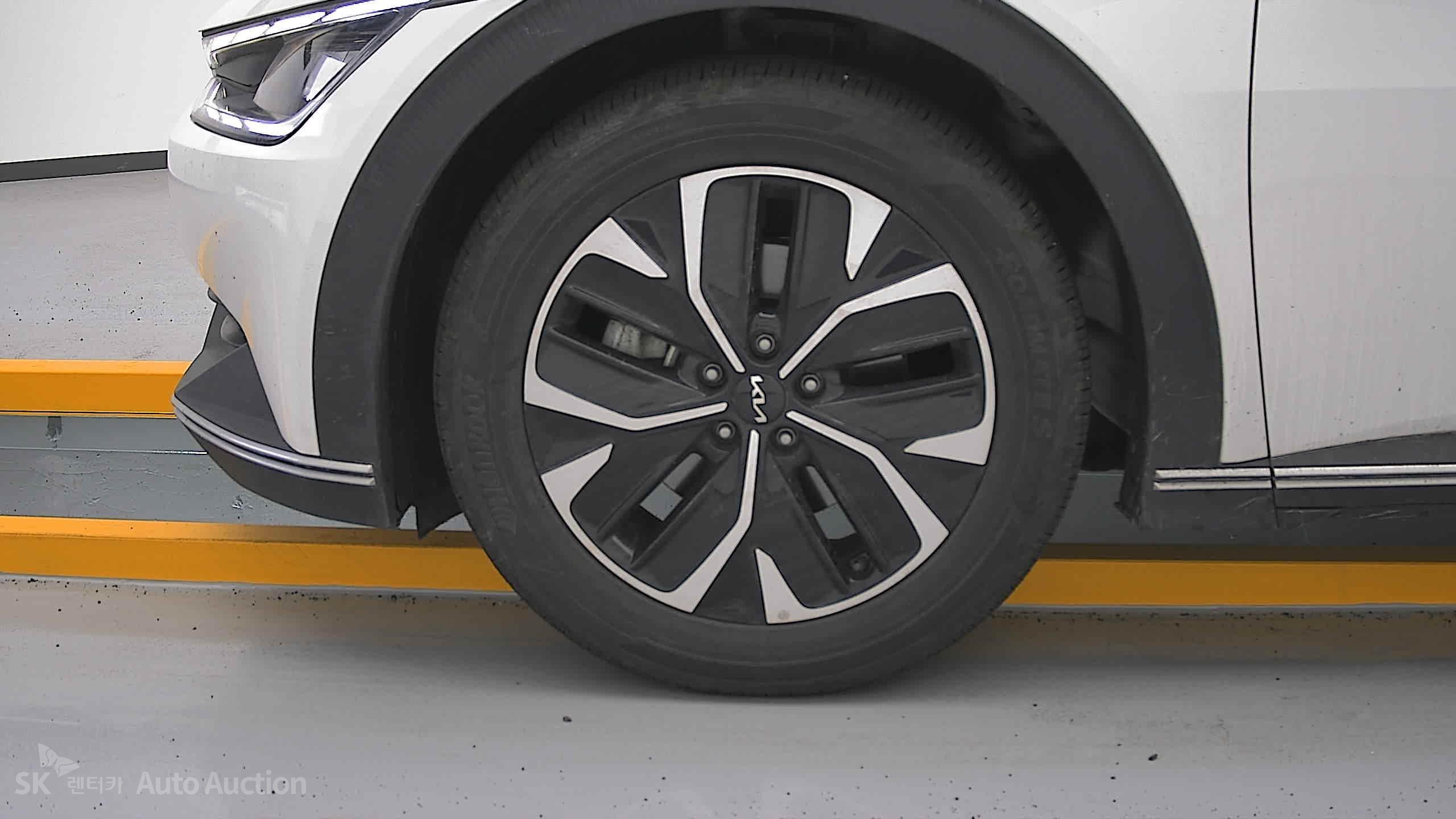 2022 - kia ev6