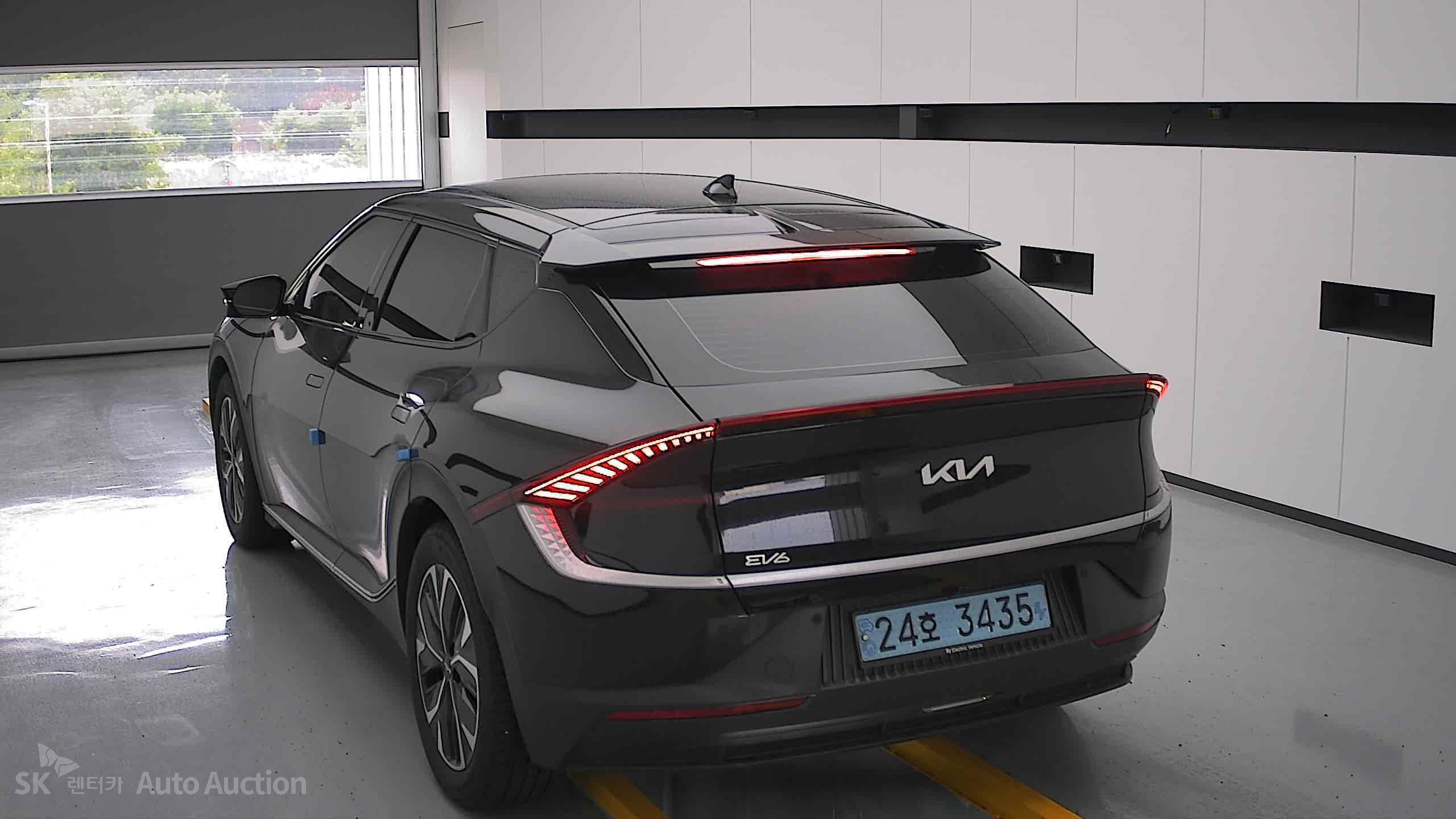 2022 - kia ev6
