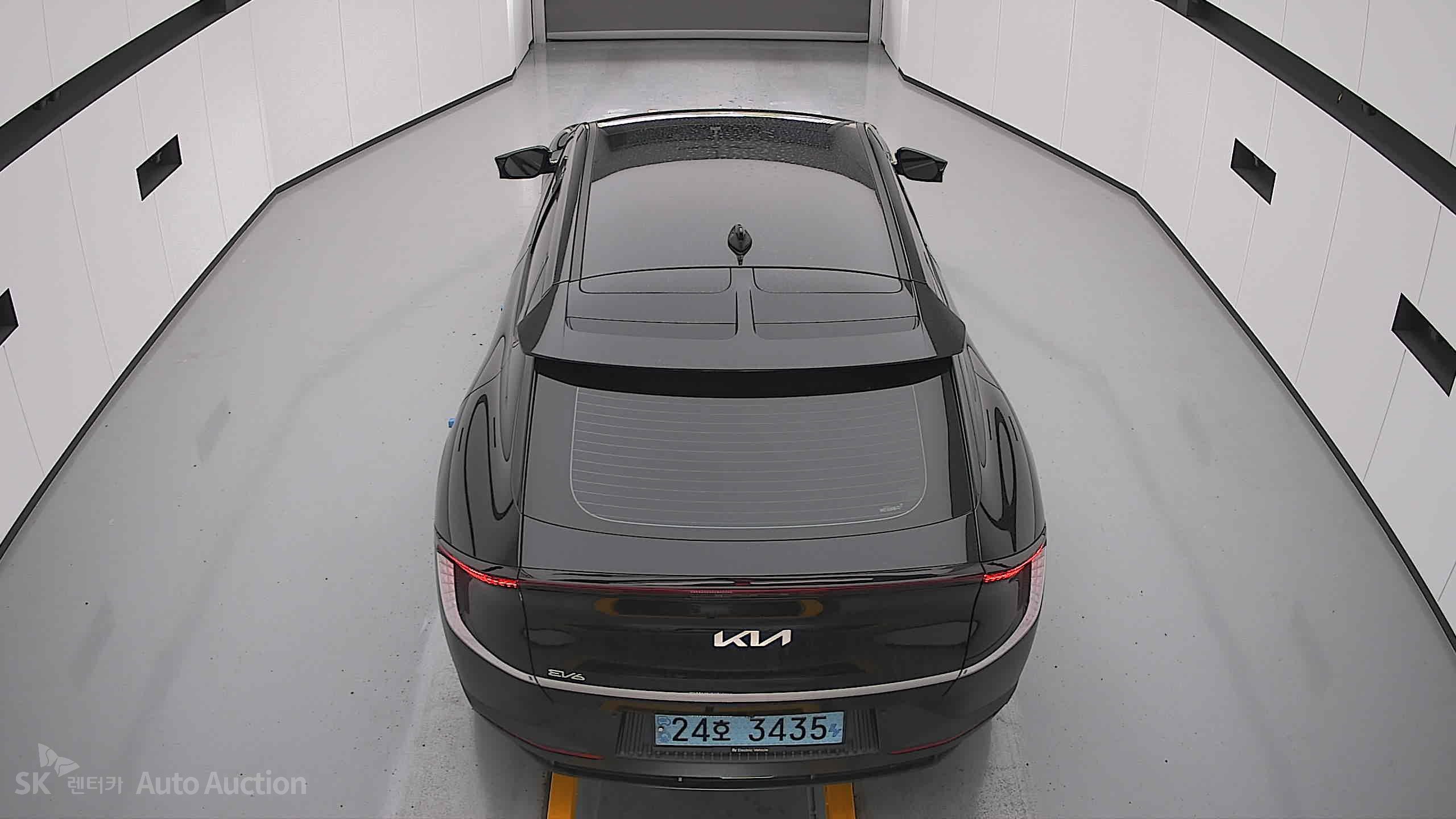 2022 - kia ev6