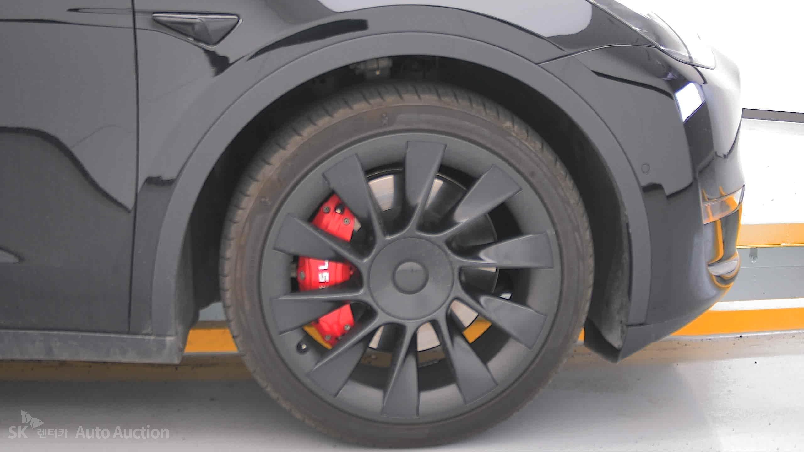 2022 - tesla model y
