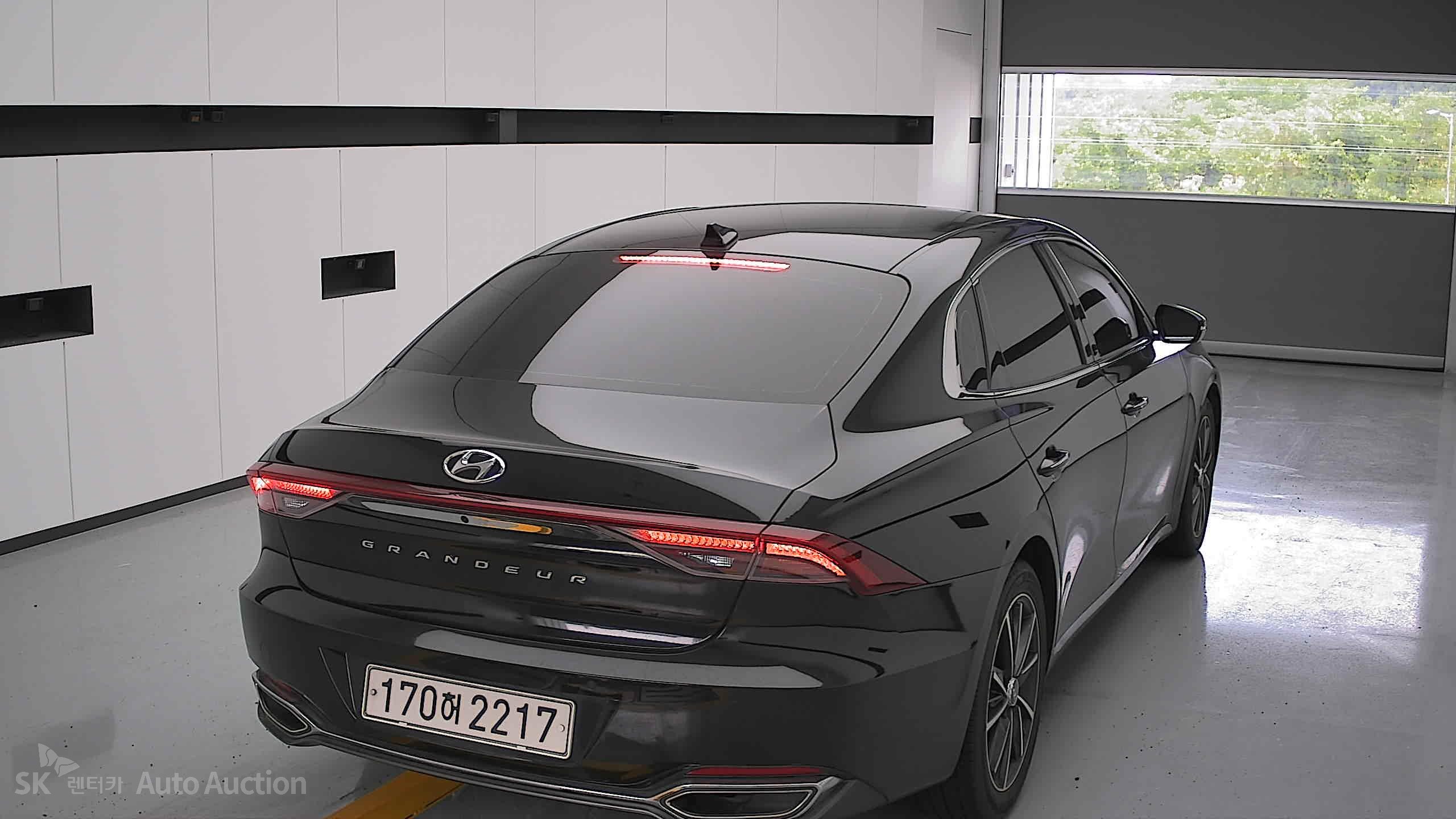 2021 - hyundai grandeur
