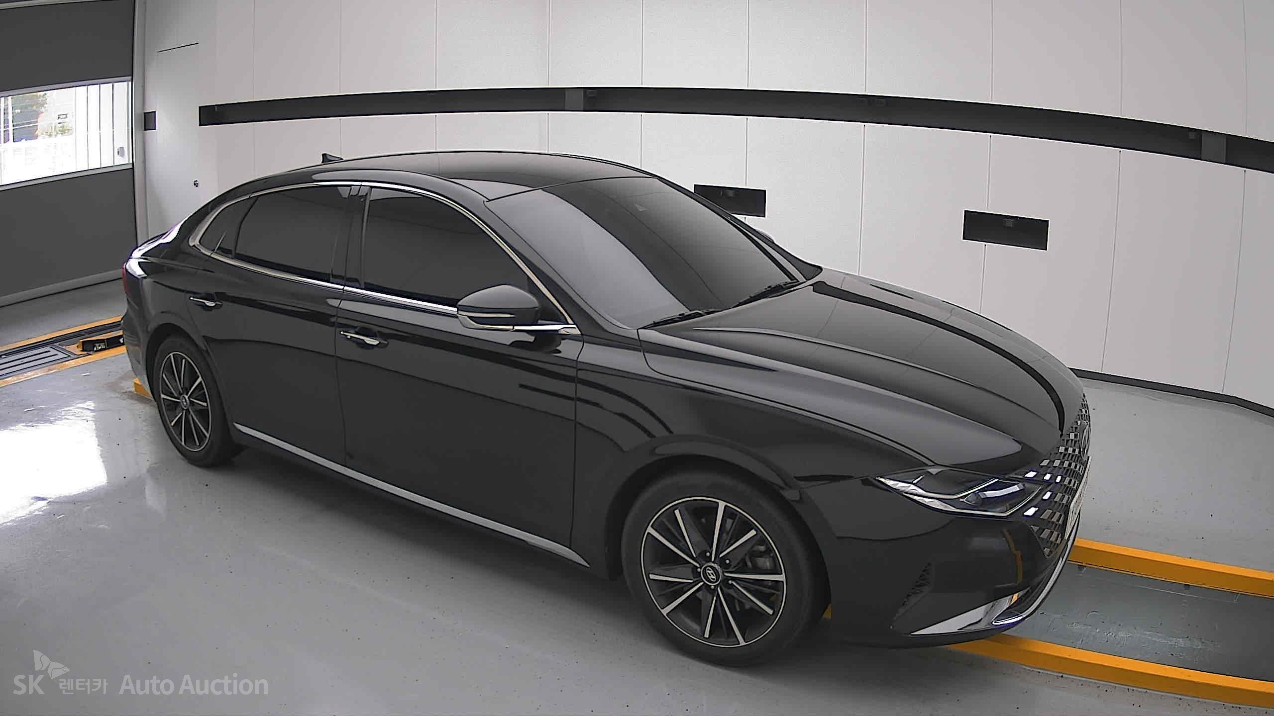 2021 - hyundai grandeur