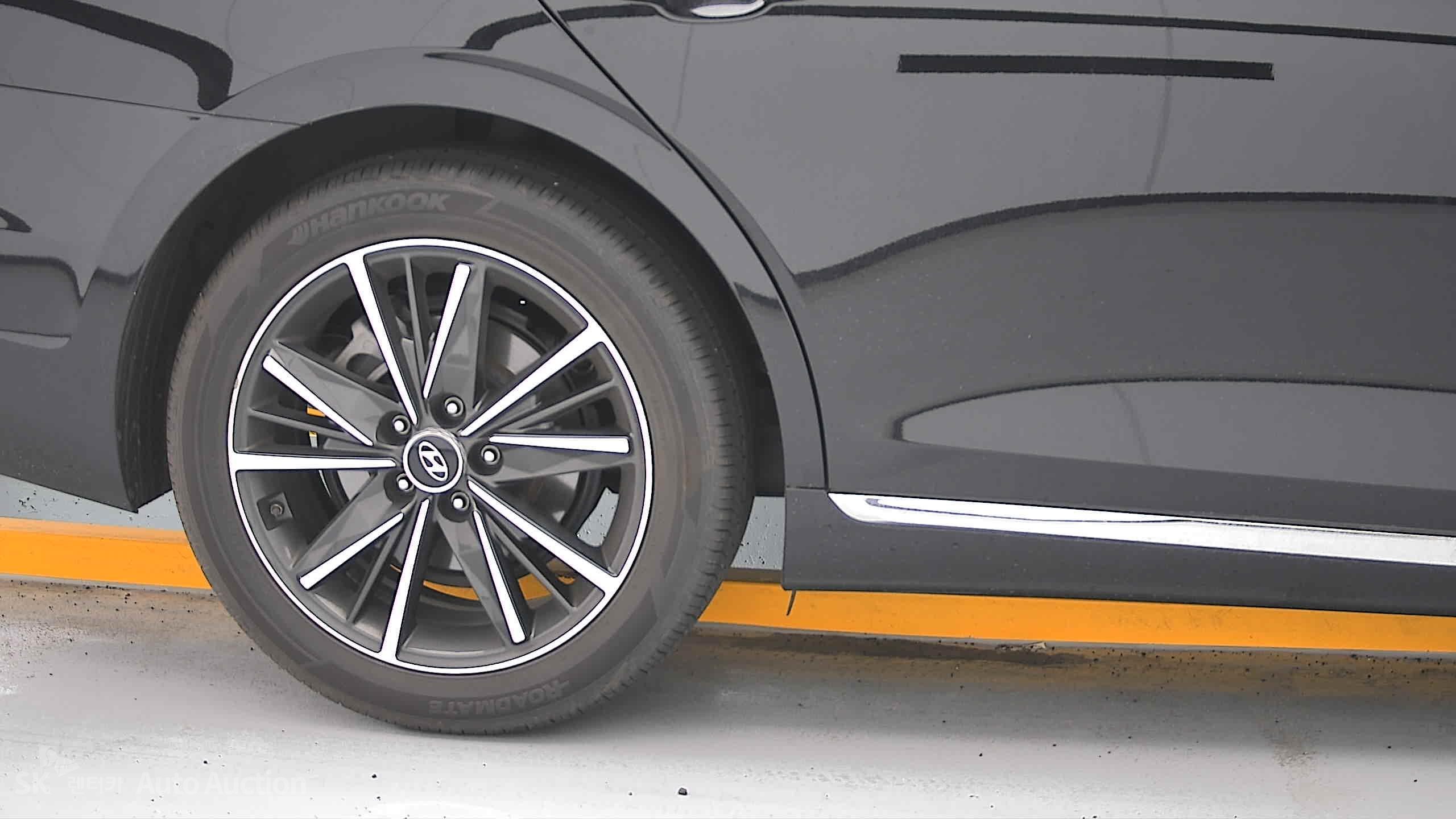 2021 - hyundai grandeur
