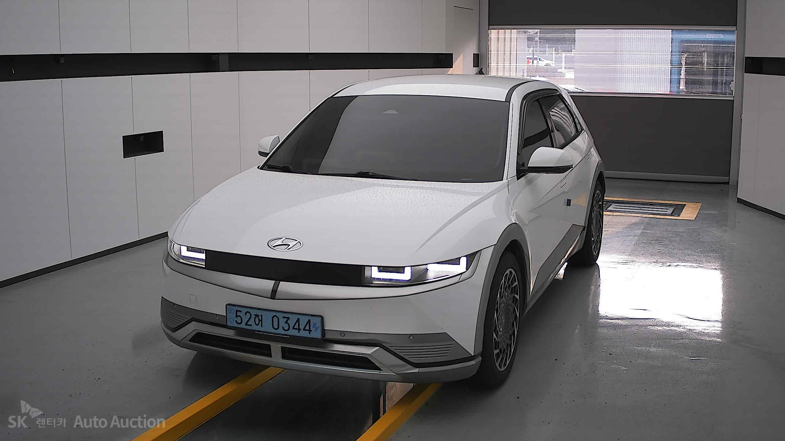 2022 - hyundai ioniq
