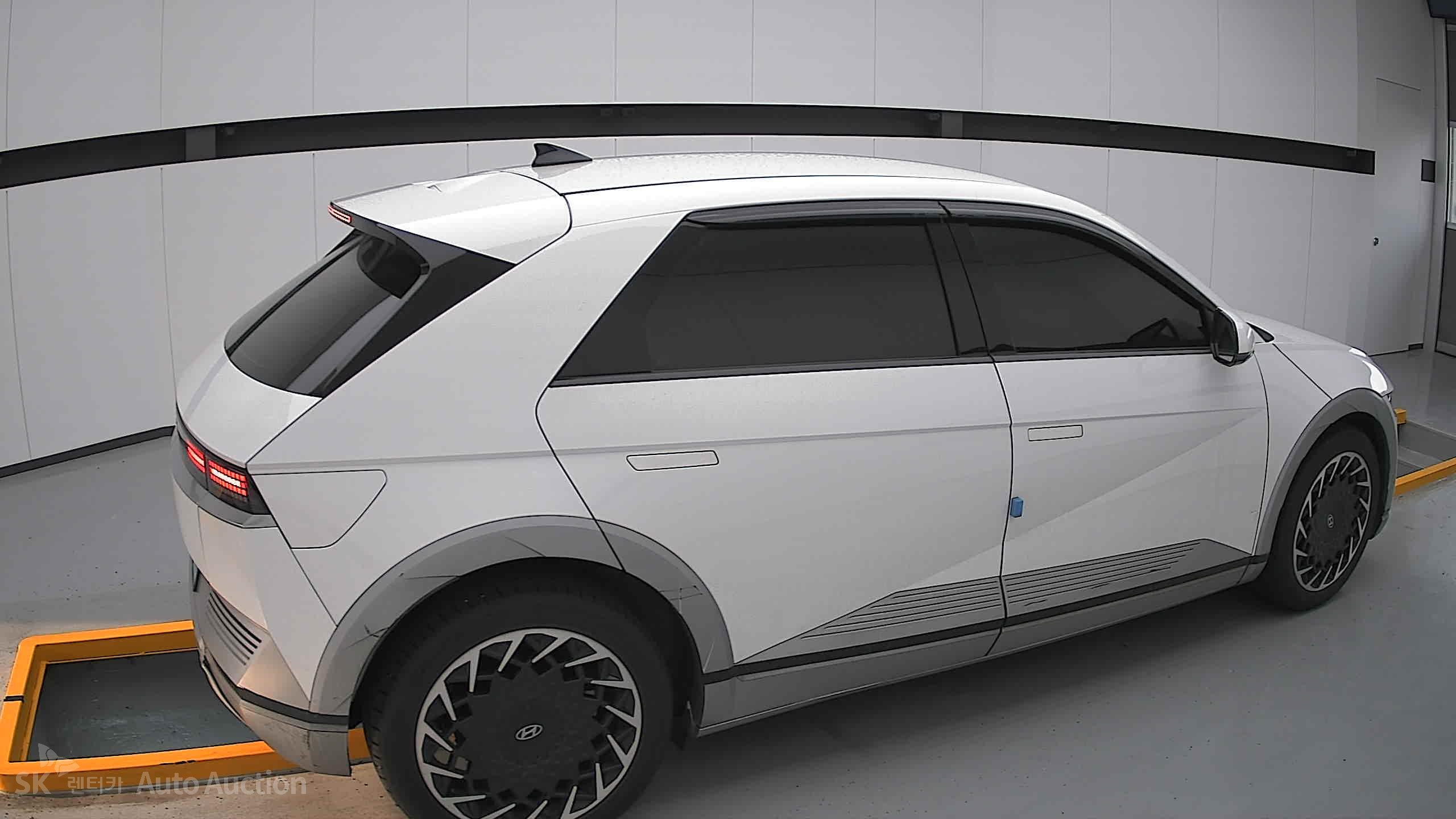 2022 - hyundai ioniq