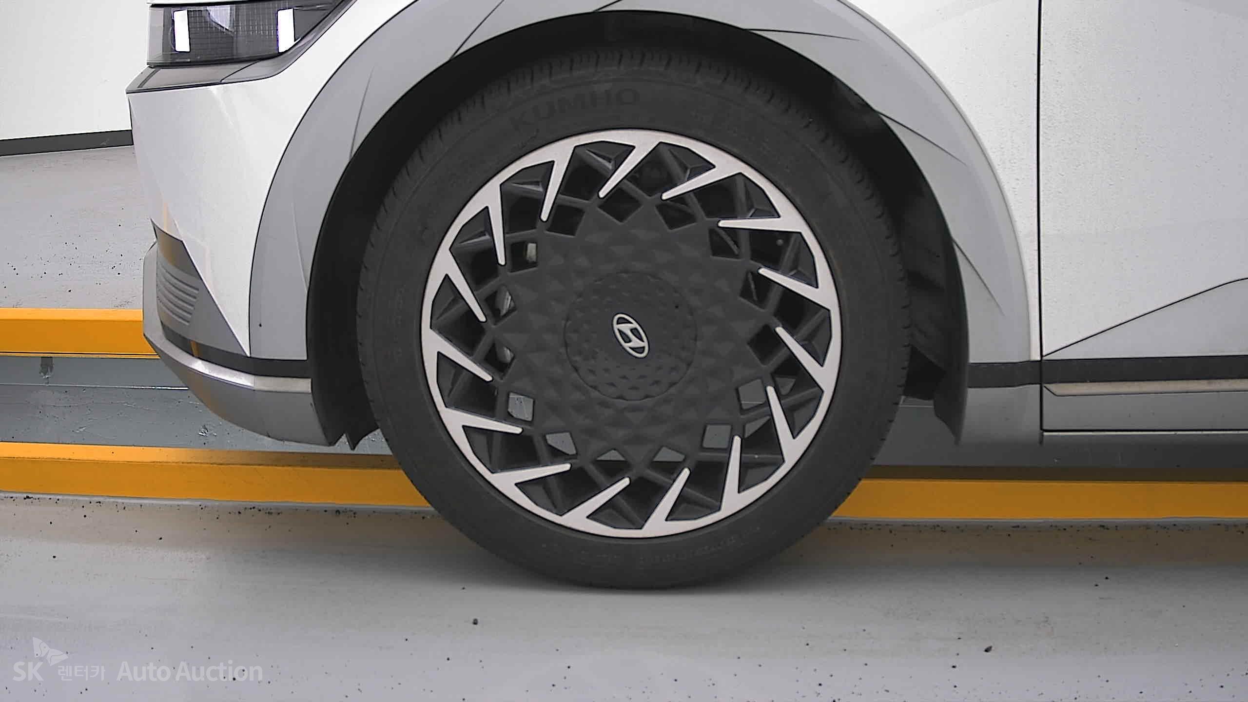 2022 - hyundai ioniq