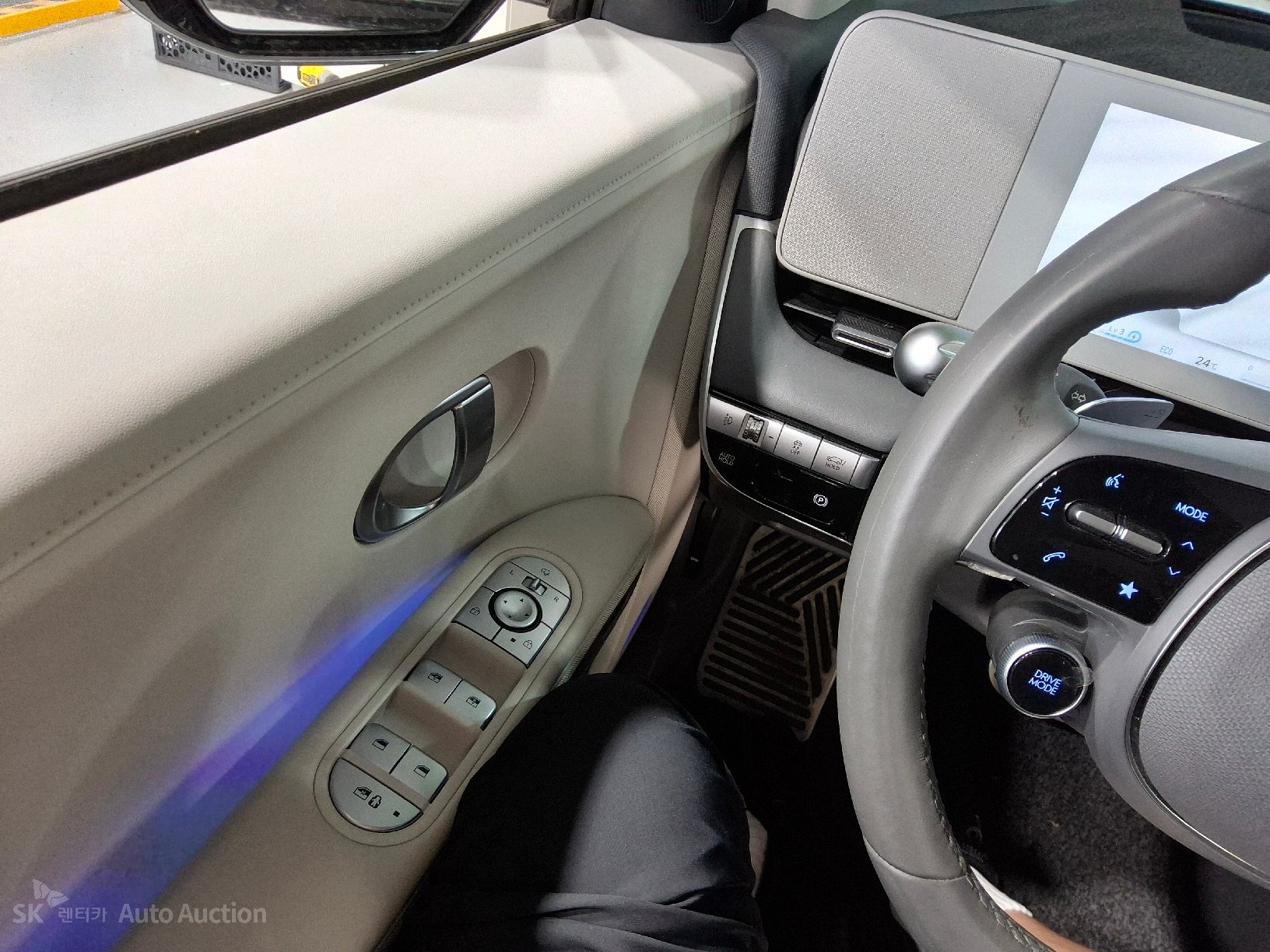 2022 - hyundai ioniq