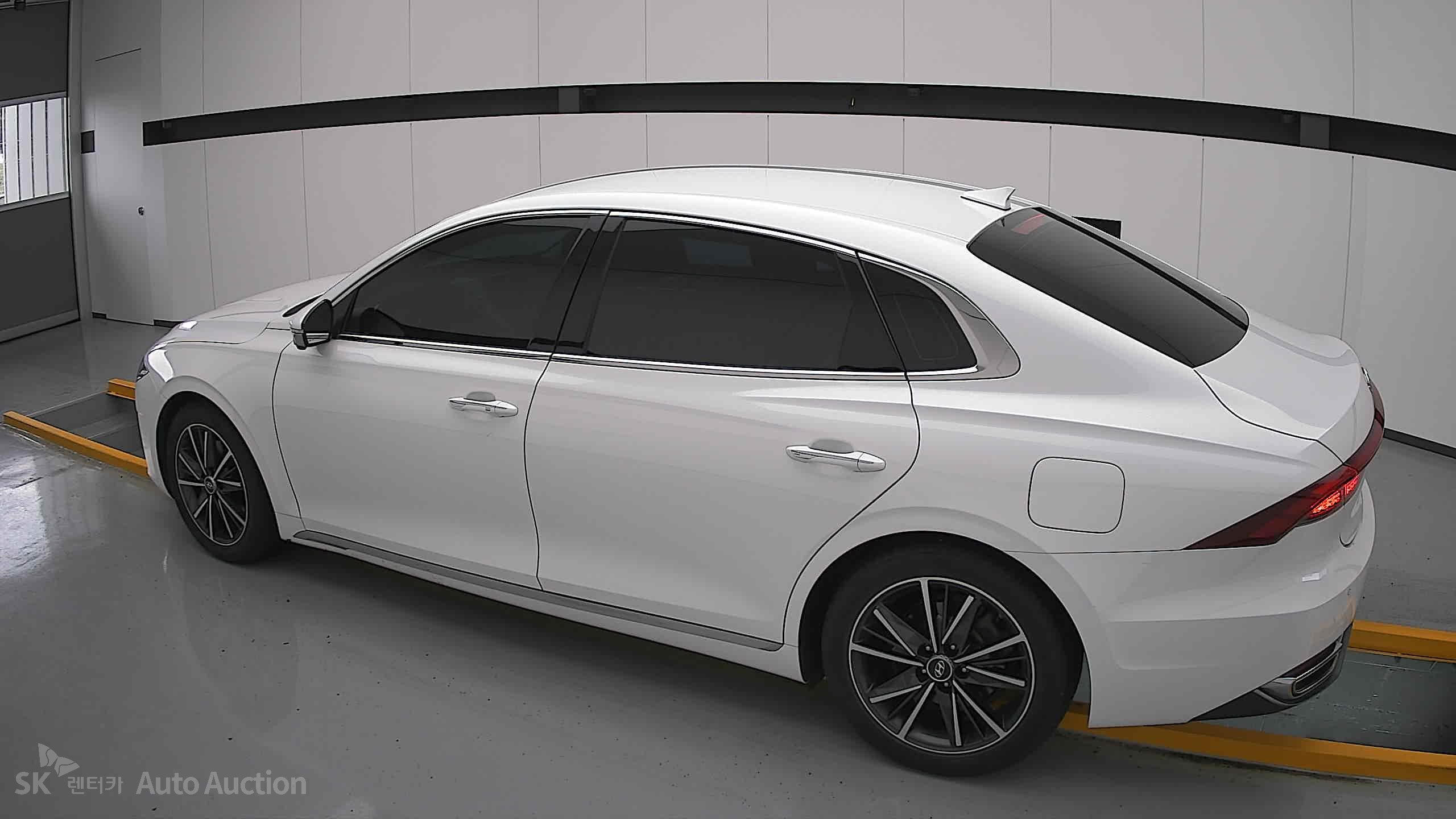 2023 - hyundai grandeur