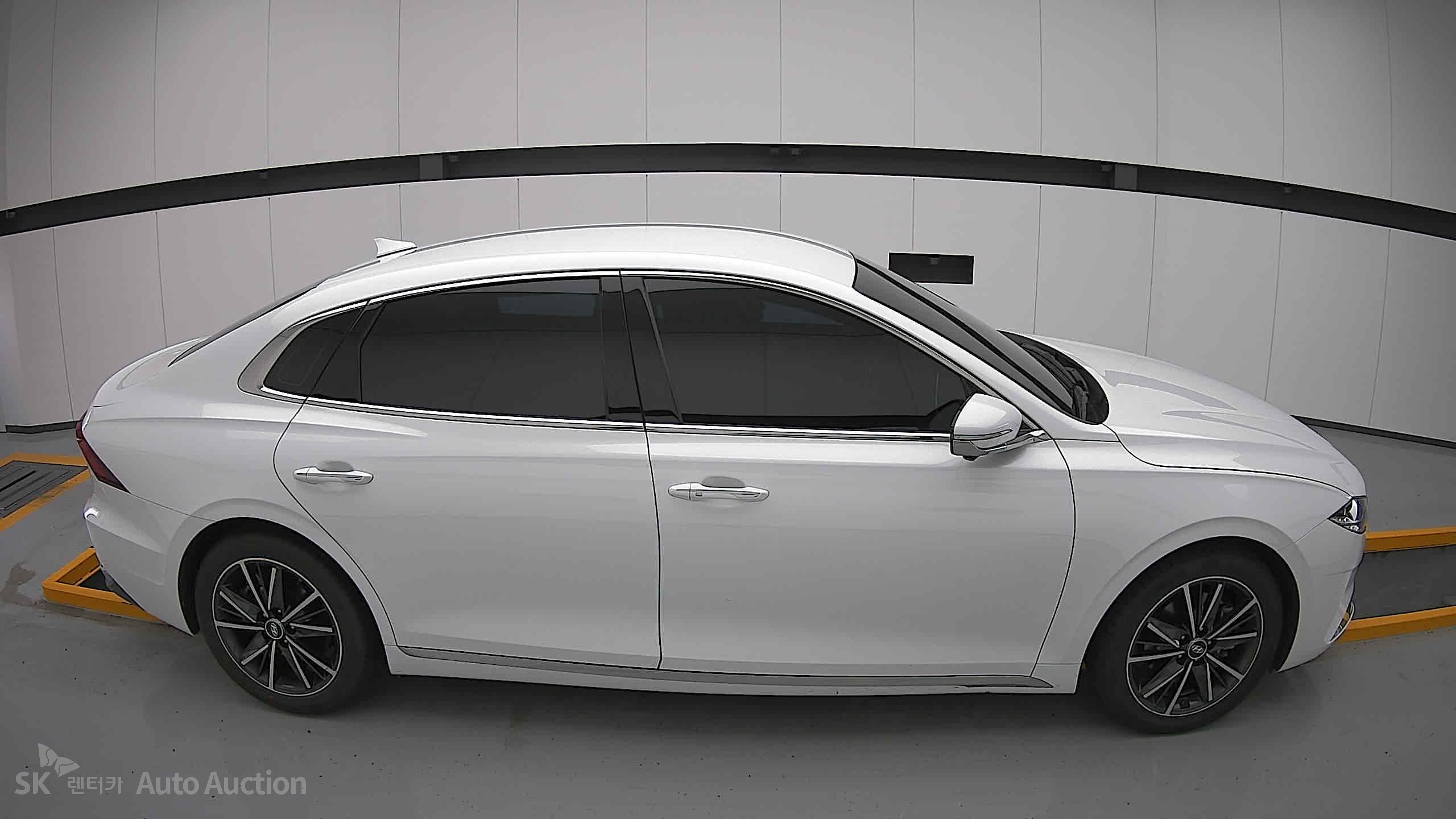2023 - hyundai grandeur