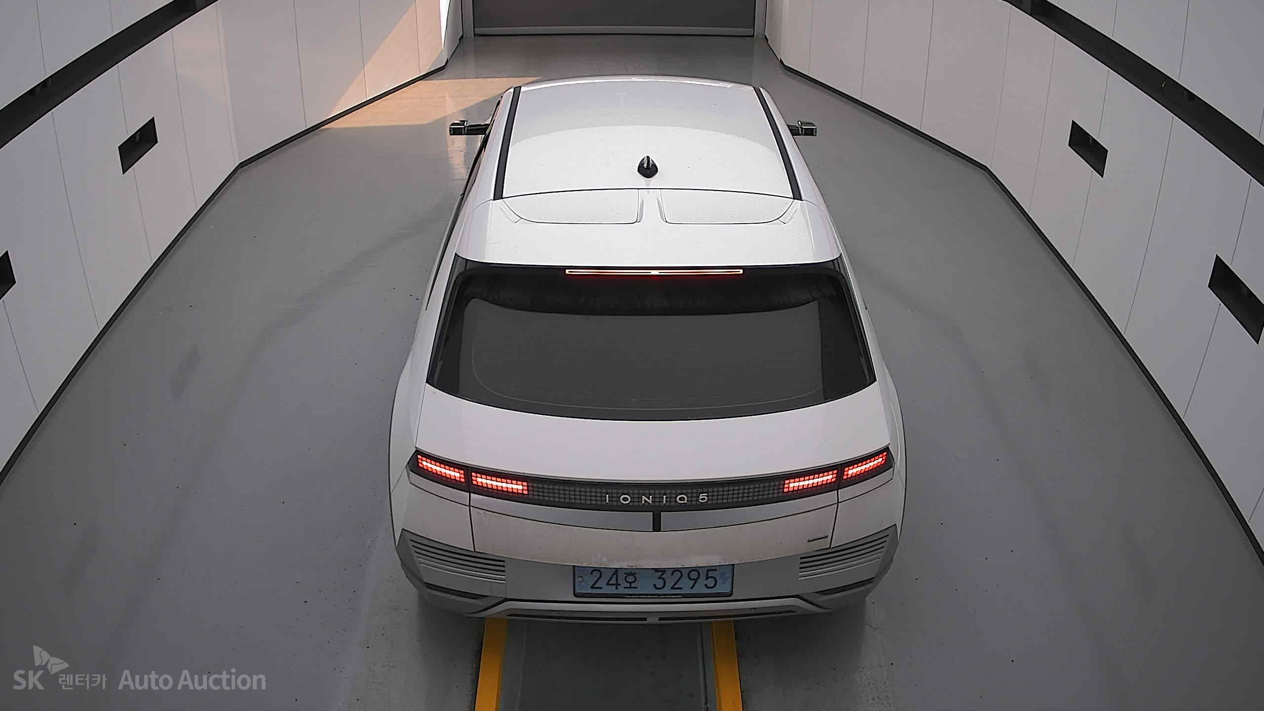 2022 - hyundai ioniq