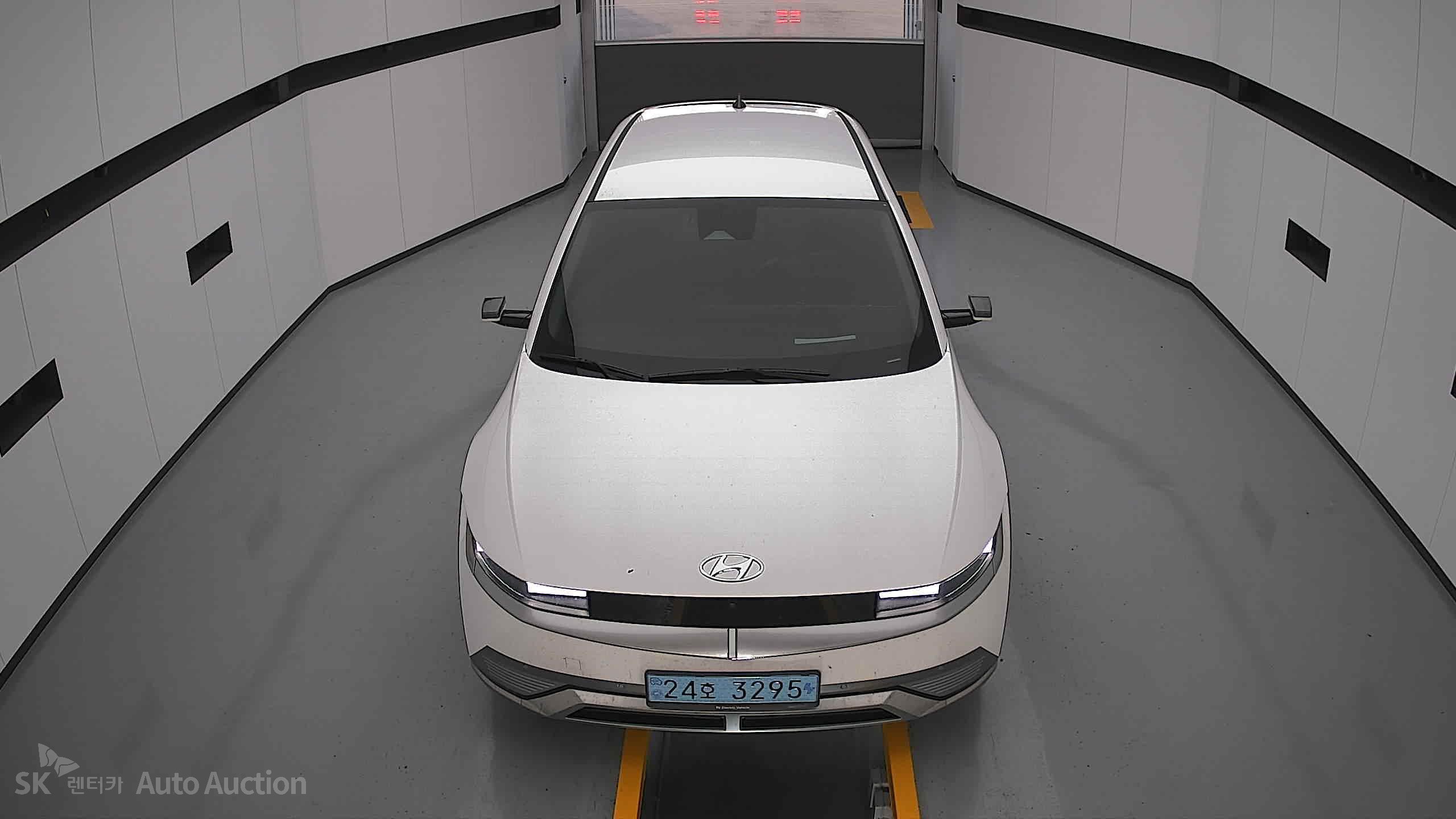 2022 - hyundai ioniq