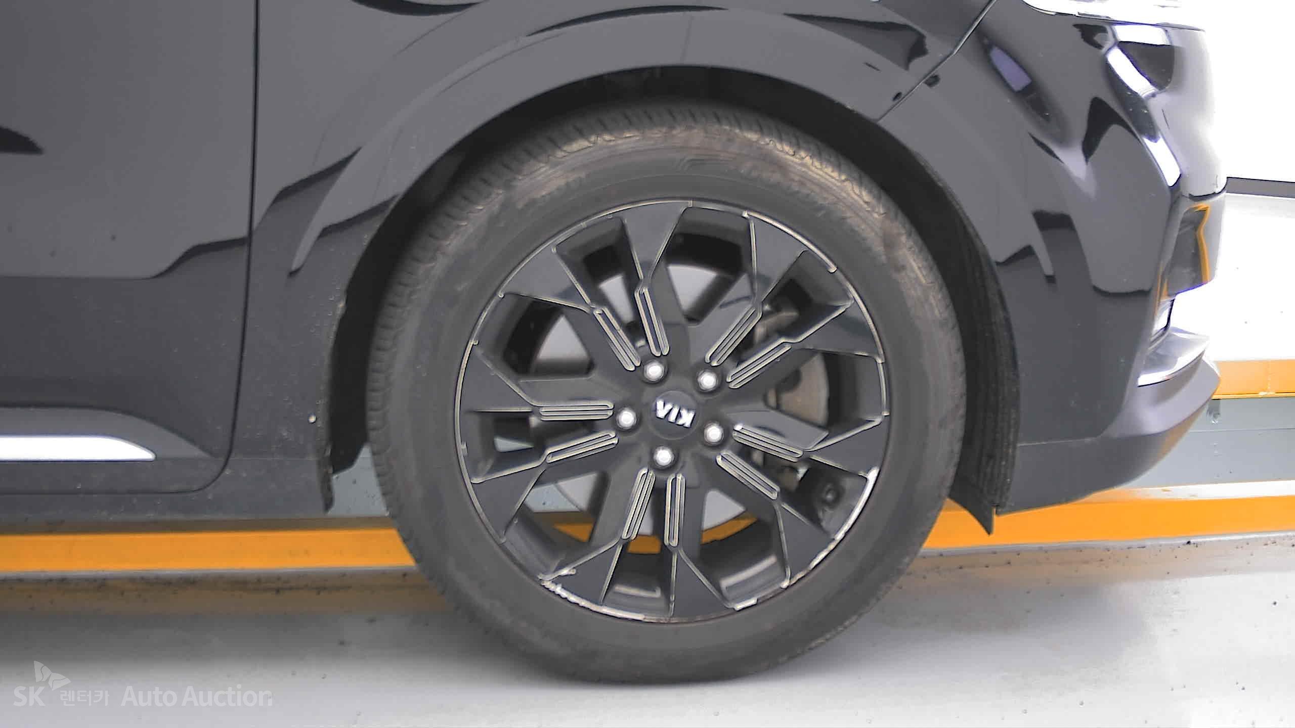 2021 - kia carnival