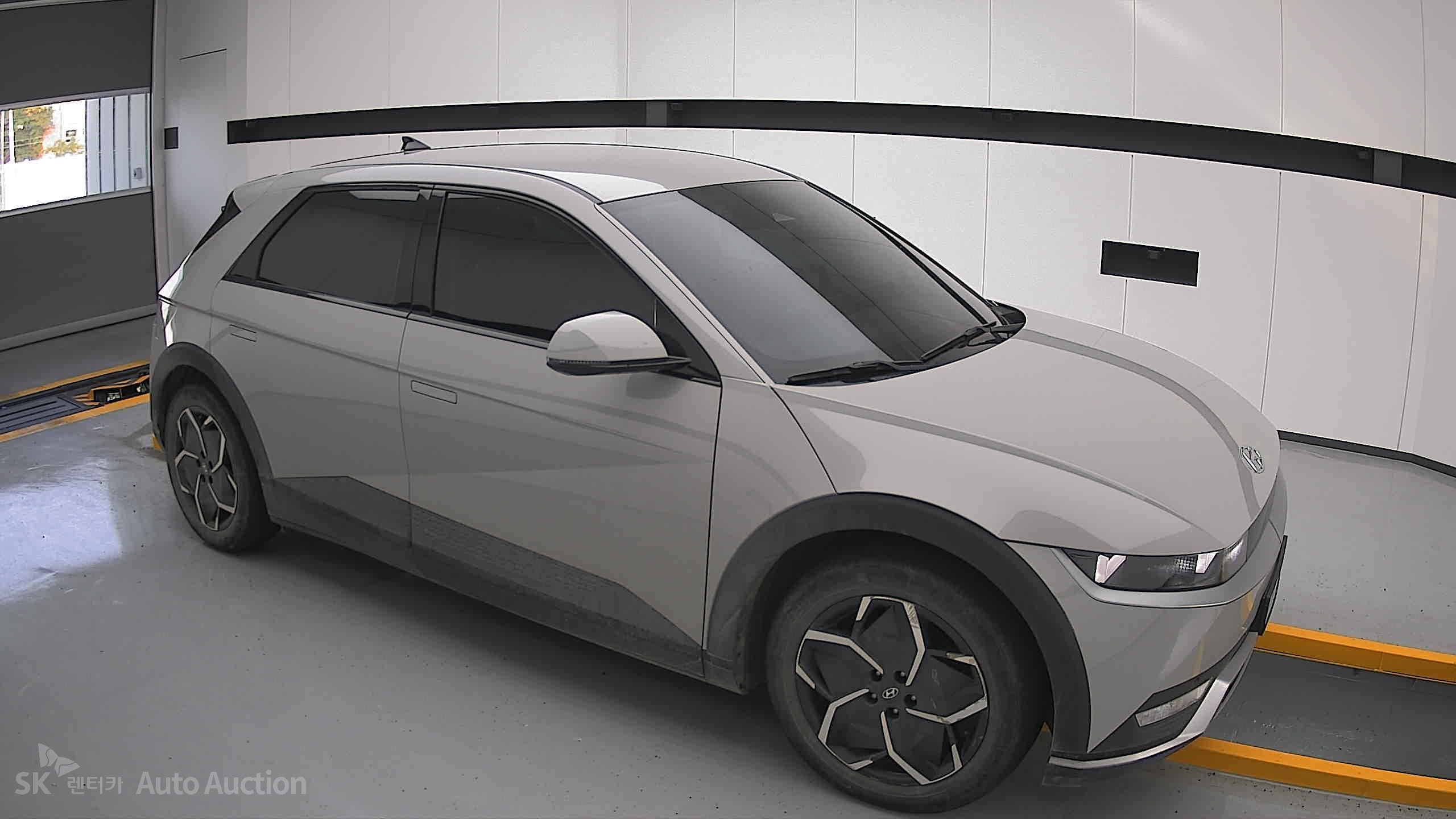 2022 - hyundai ioniq