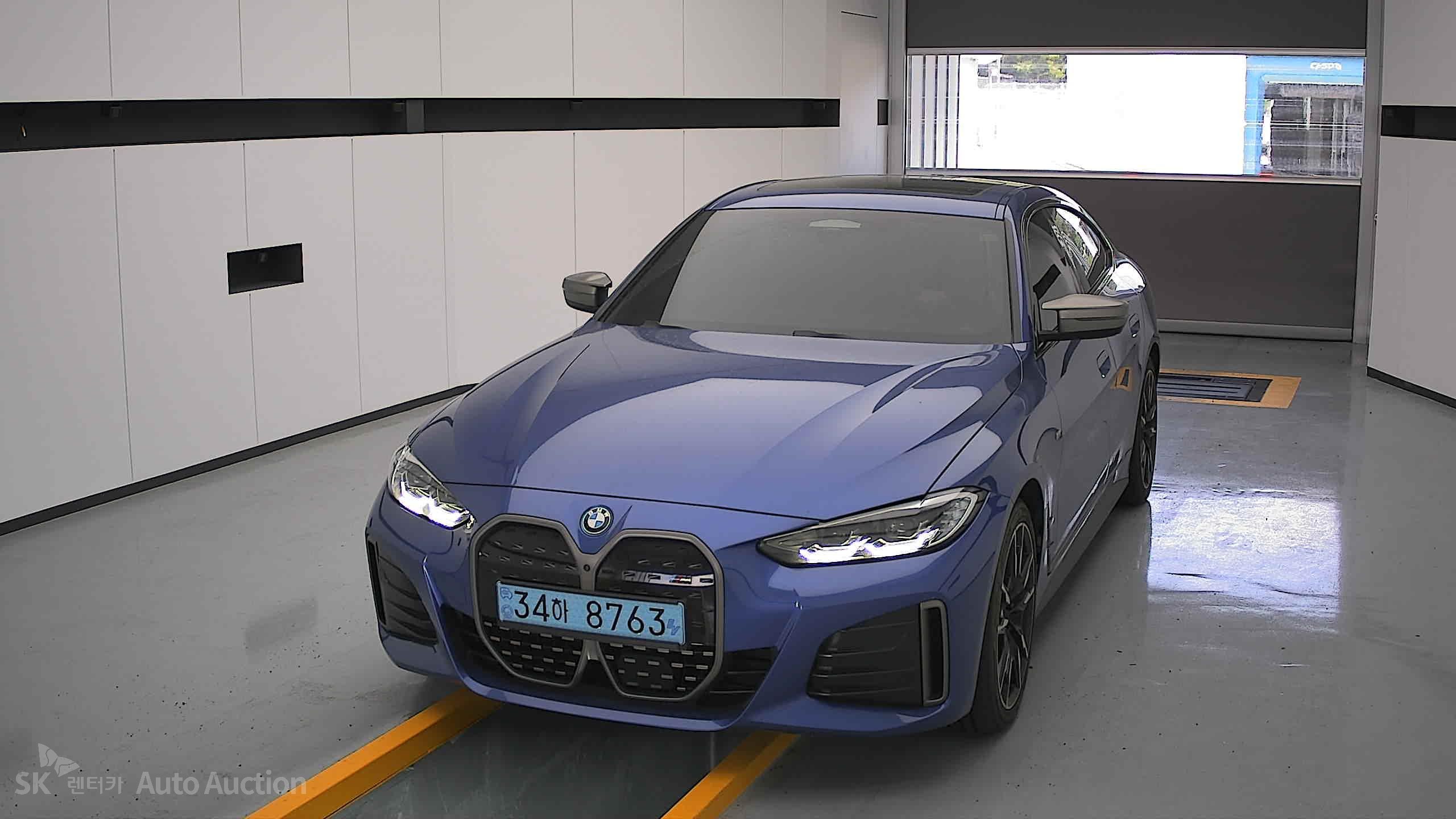 BMW i4 M50