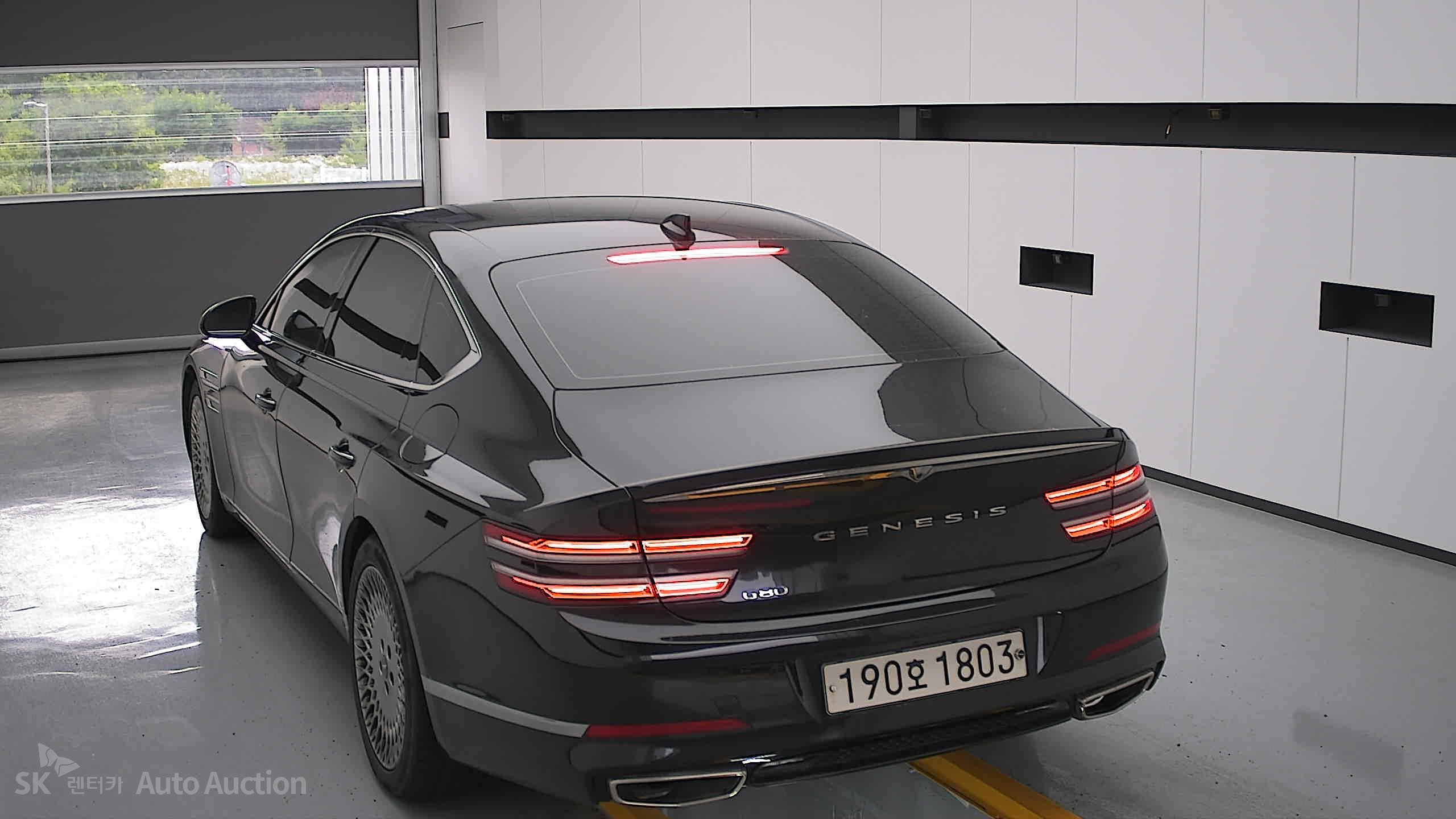 2022 - genesis g80