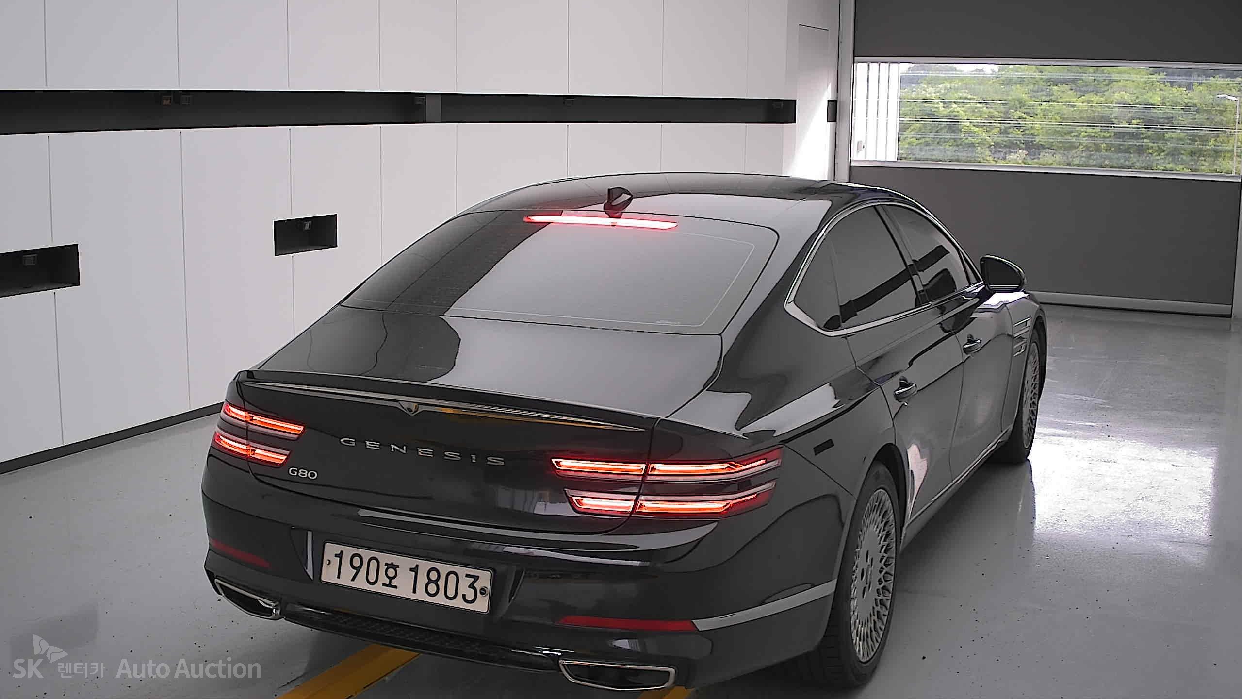 2022 - genesis g80