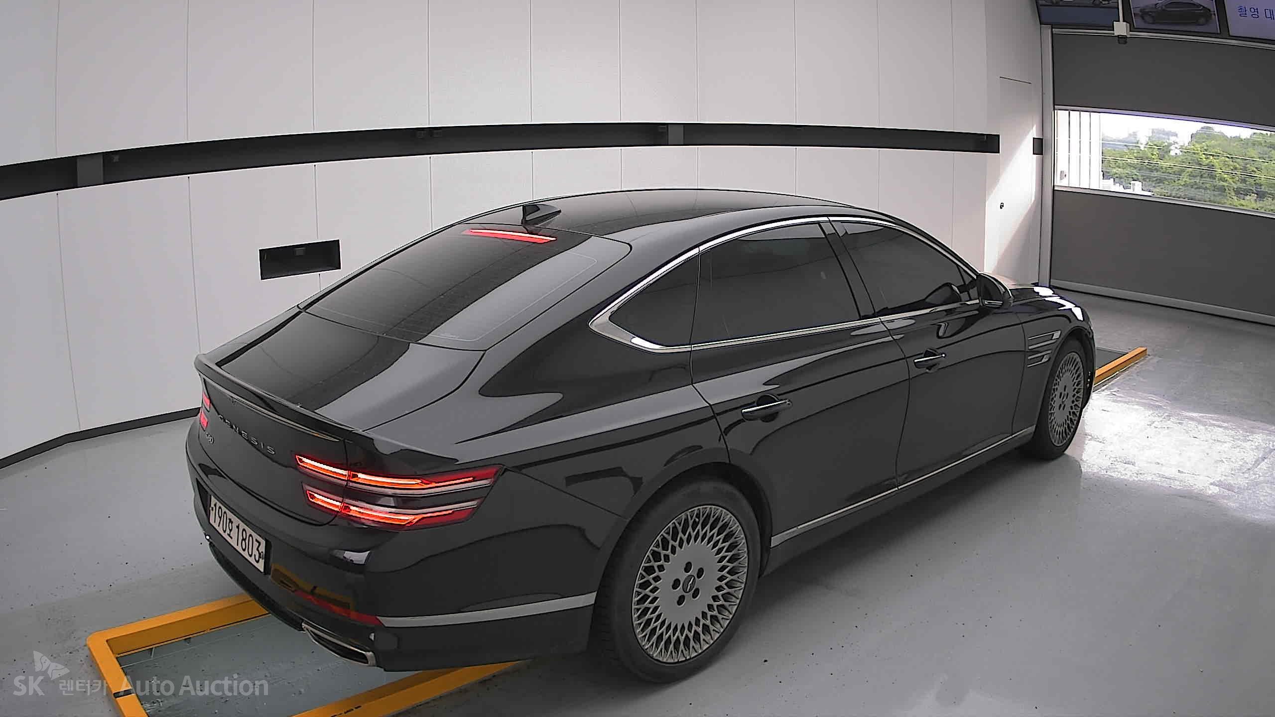 2022 - genesis g80