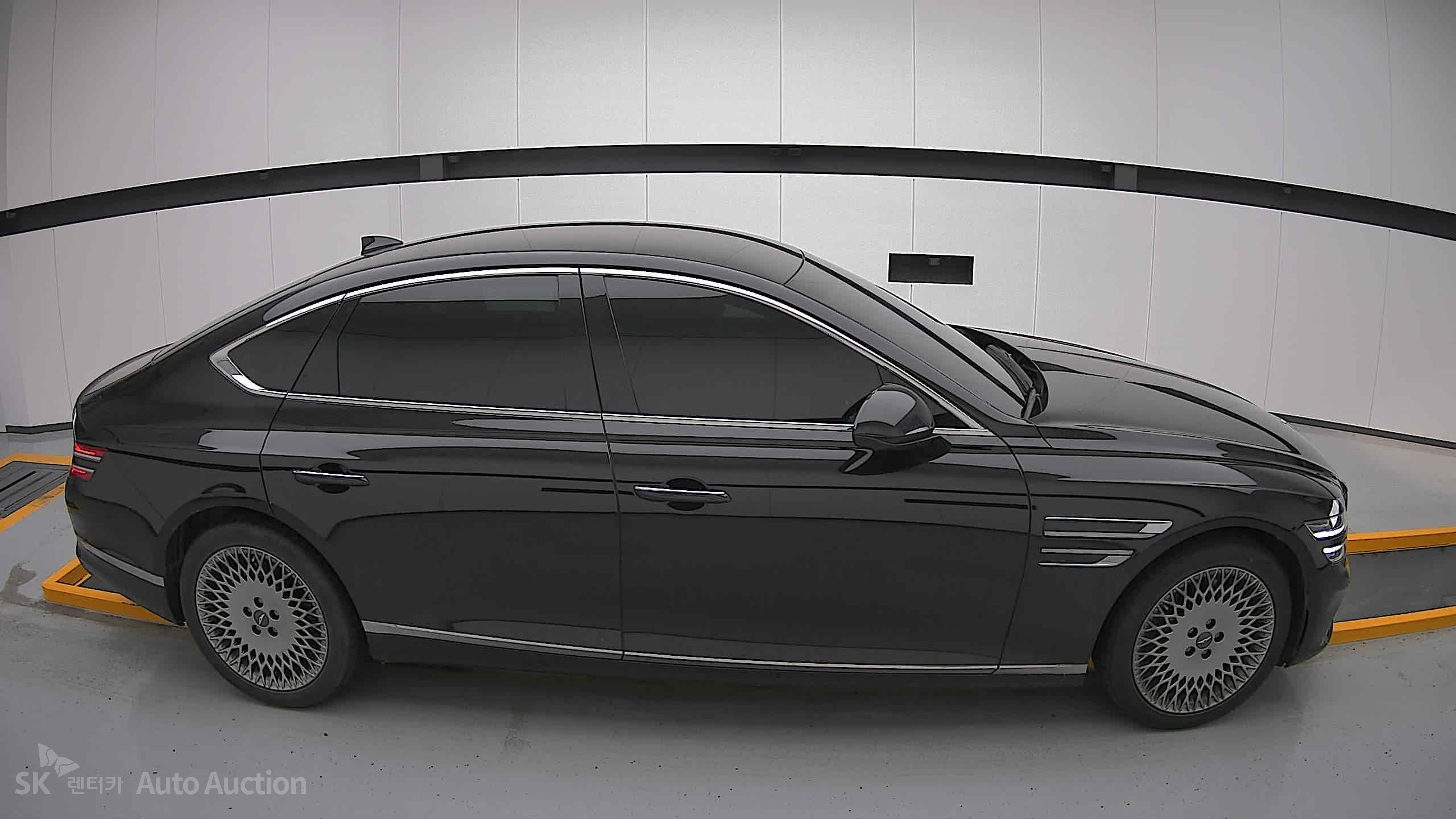 2022 - genesis g80