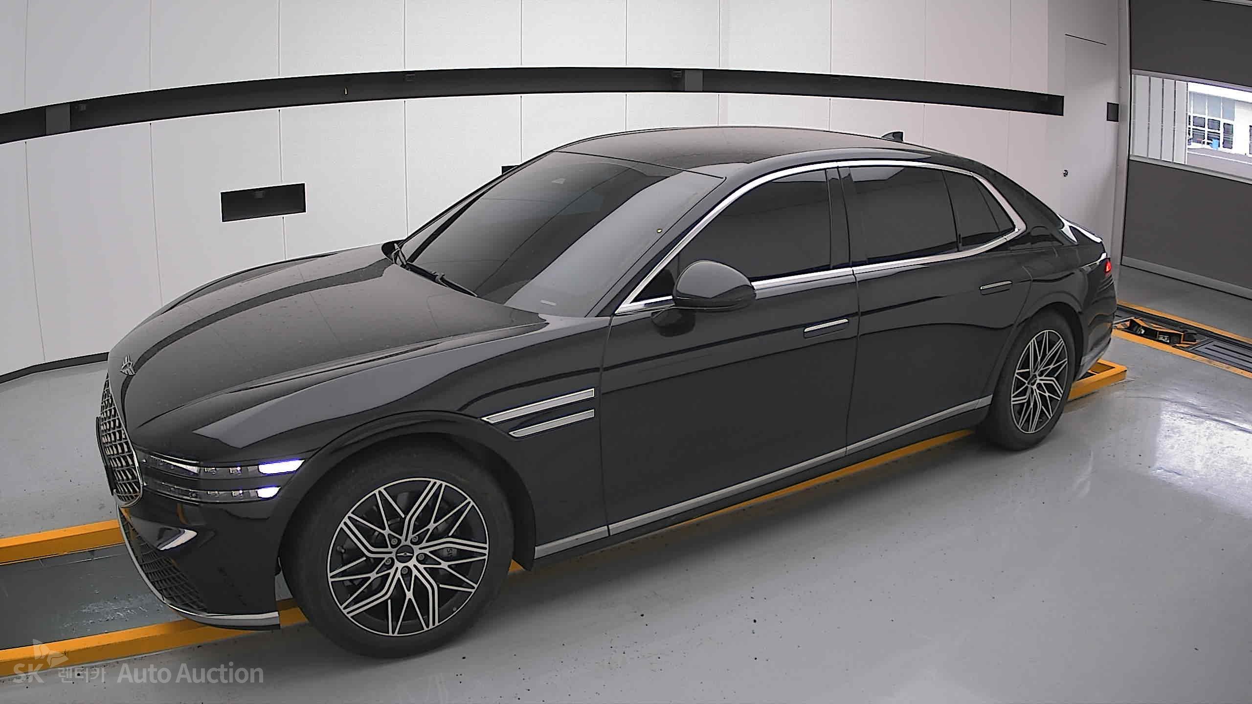 2022 - genesis g90
