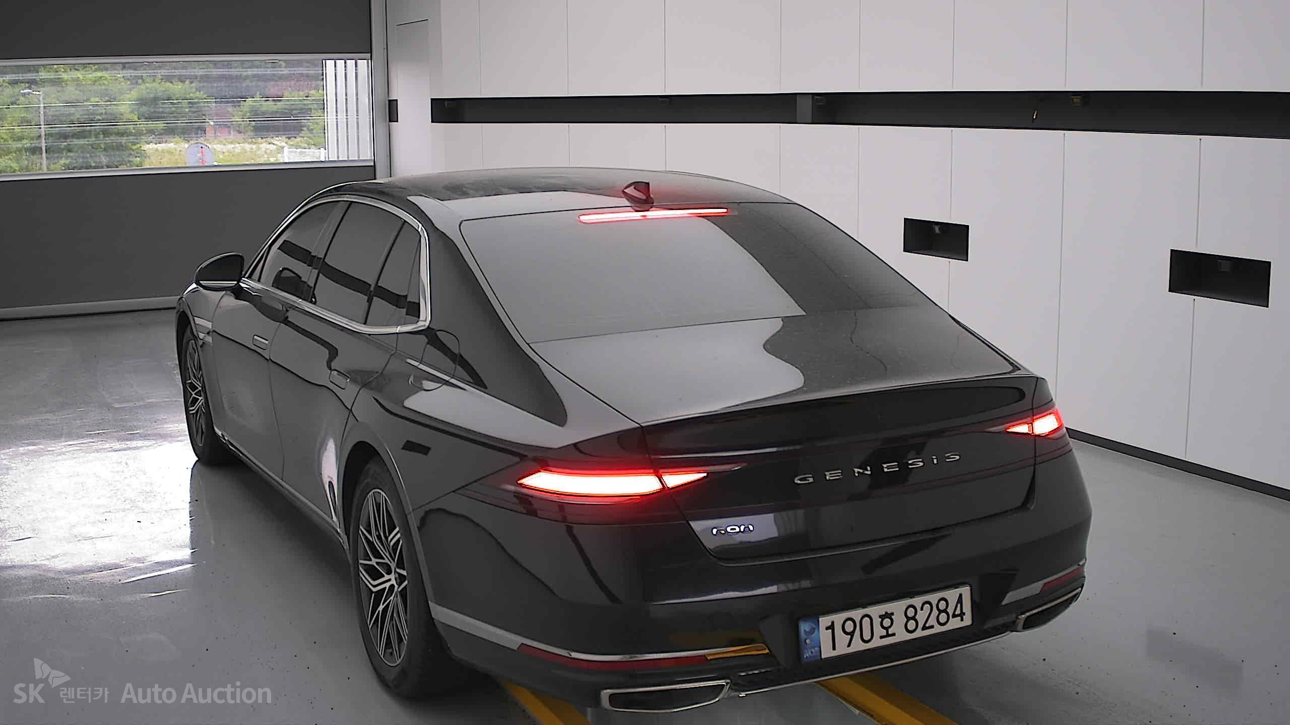 2022 - genesis g90