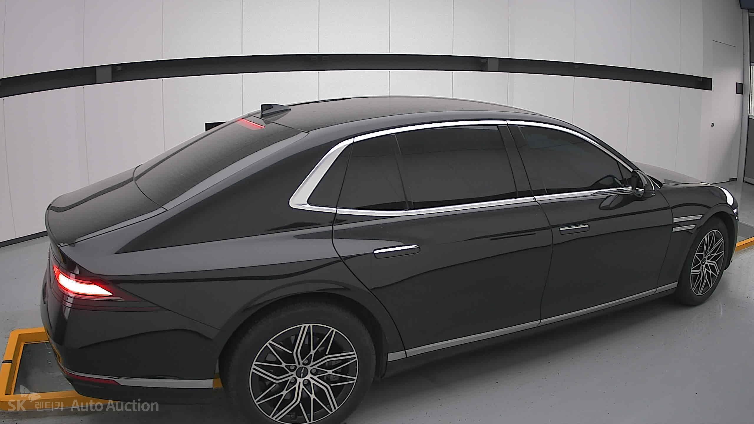 2022 - genesis g90