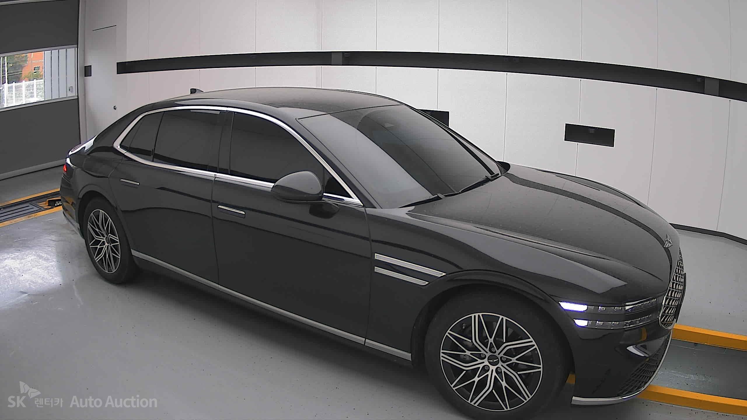 2022 - genesis g90