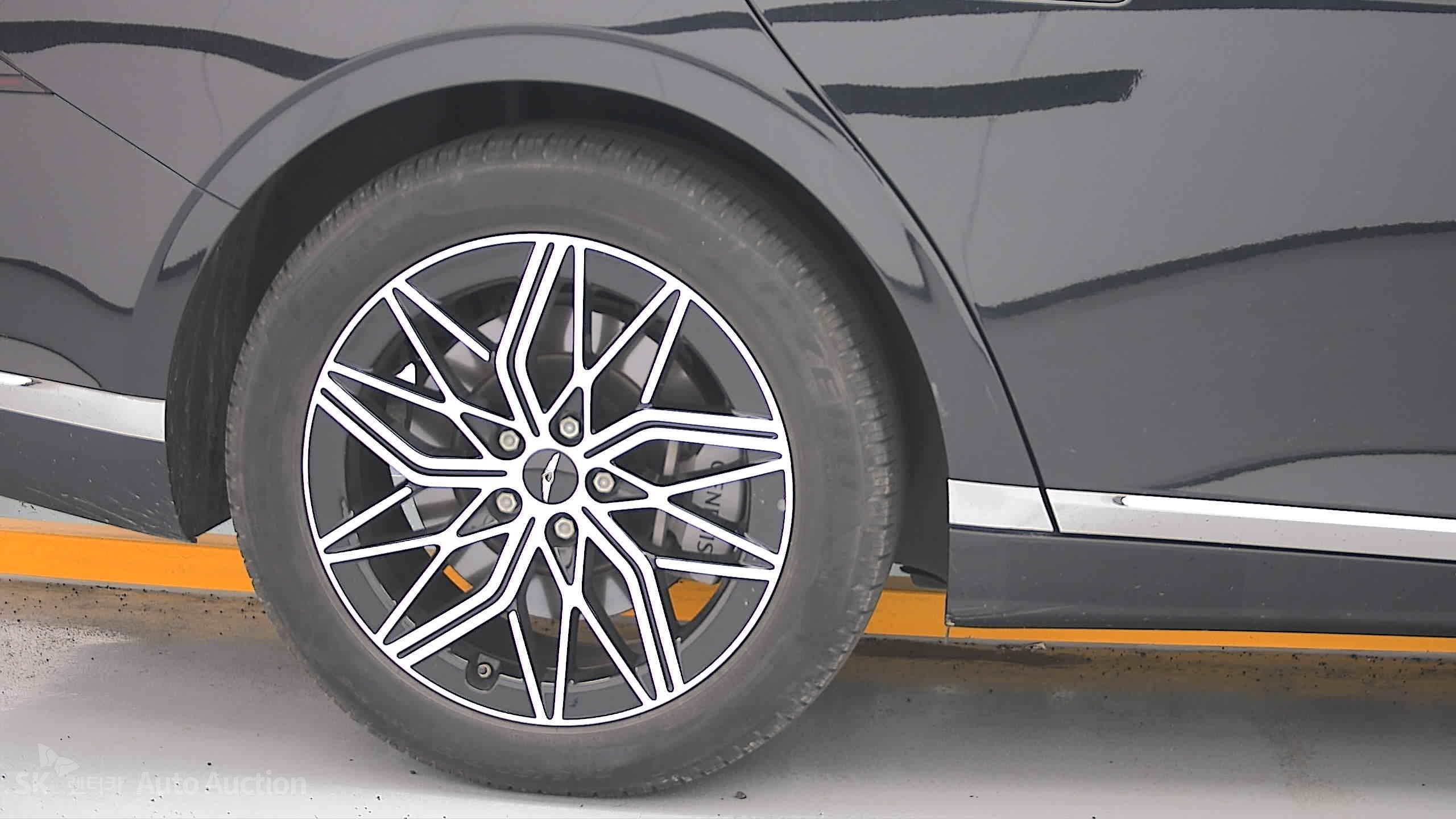 2022 - genesis g90