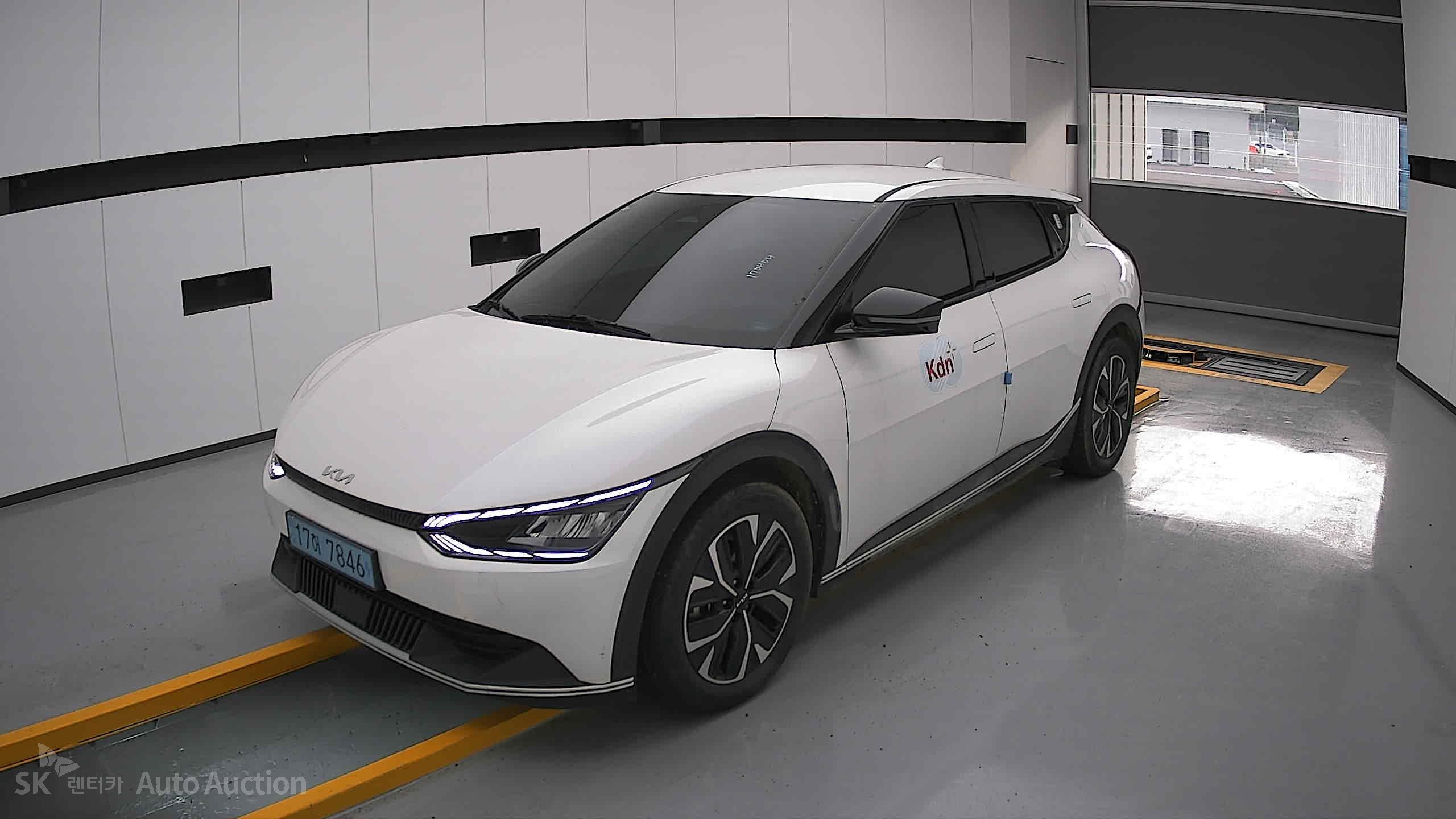 2022 - kia ev6