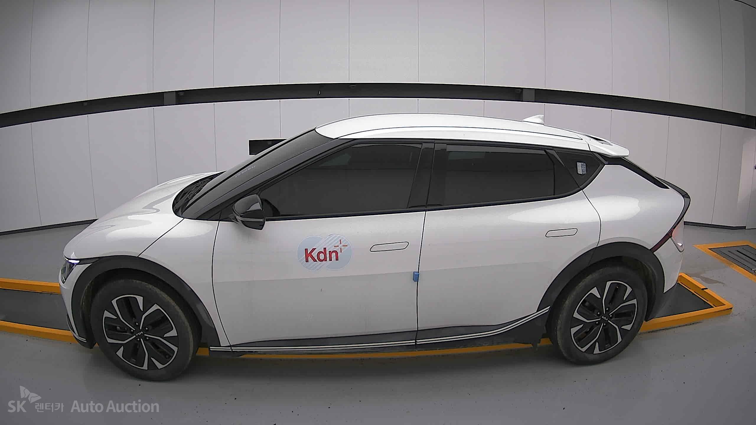 2022 - kia ev6