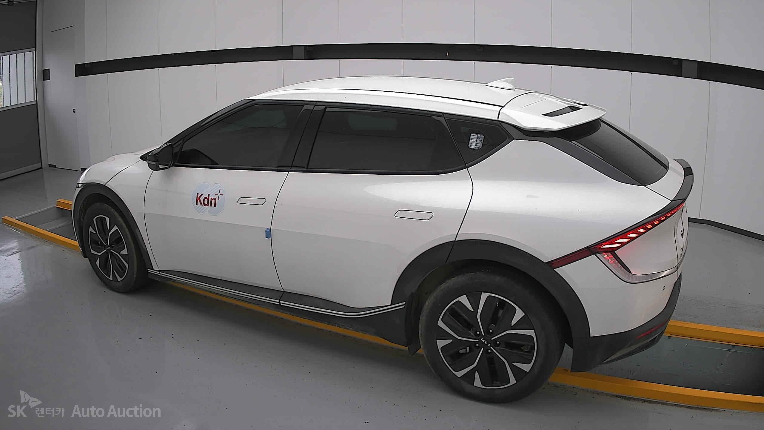 2022 - kia ev6