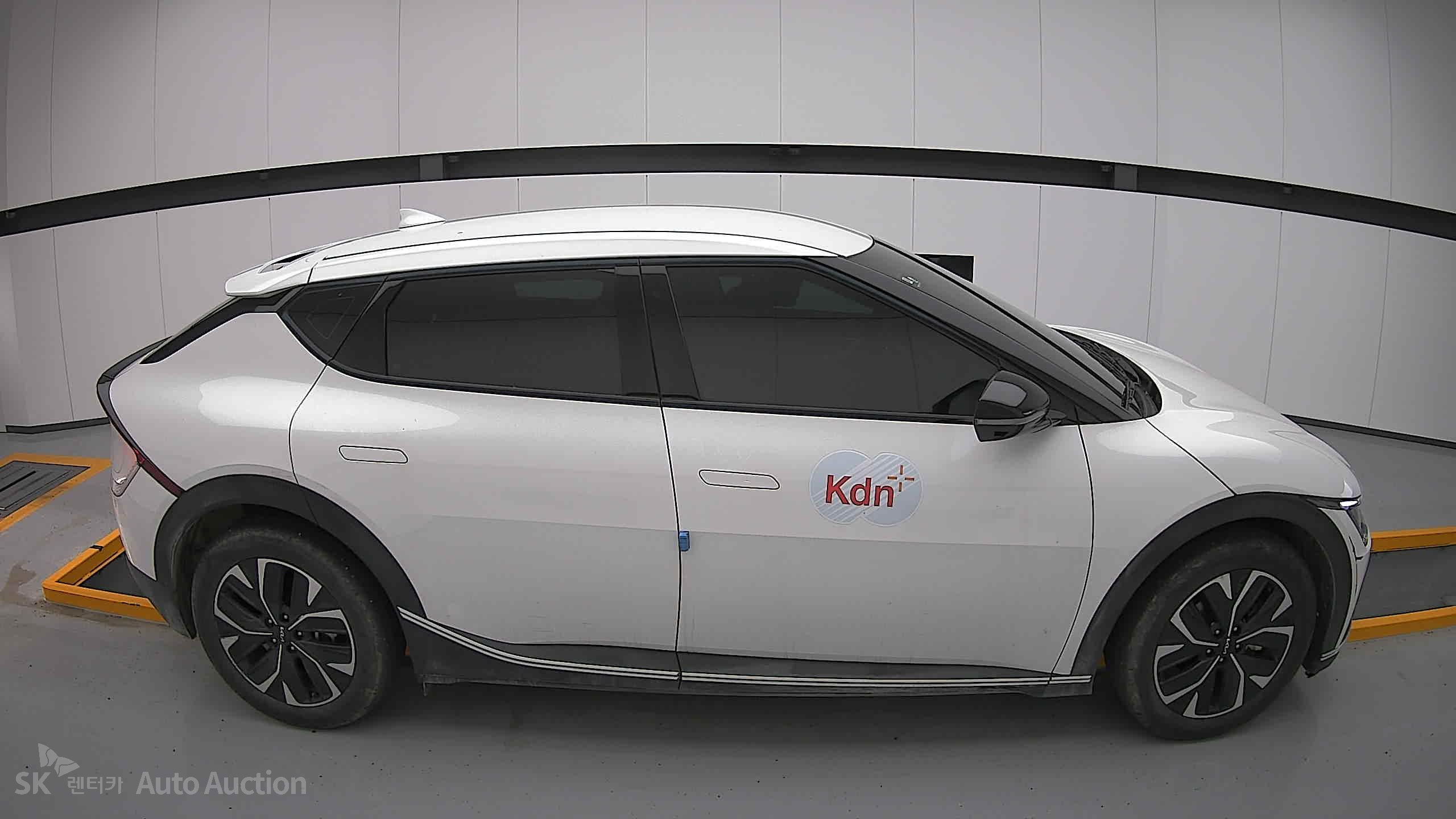 2022 - kia ev6