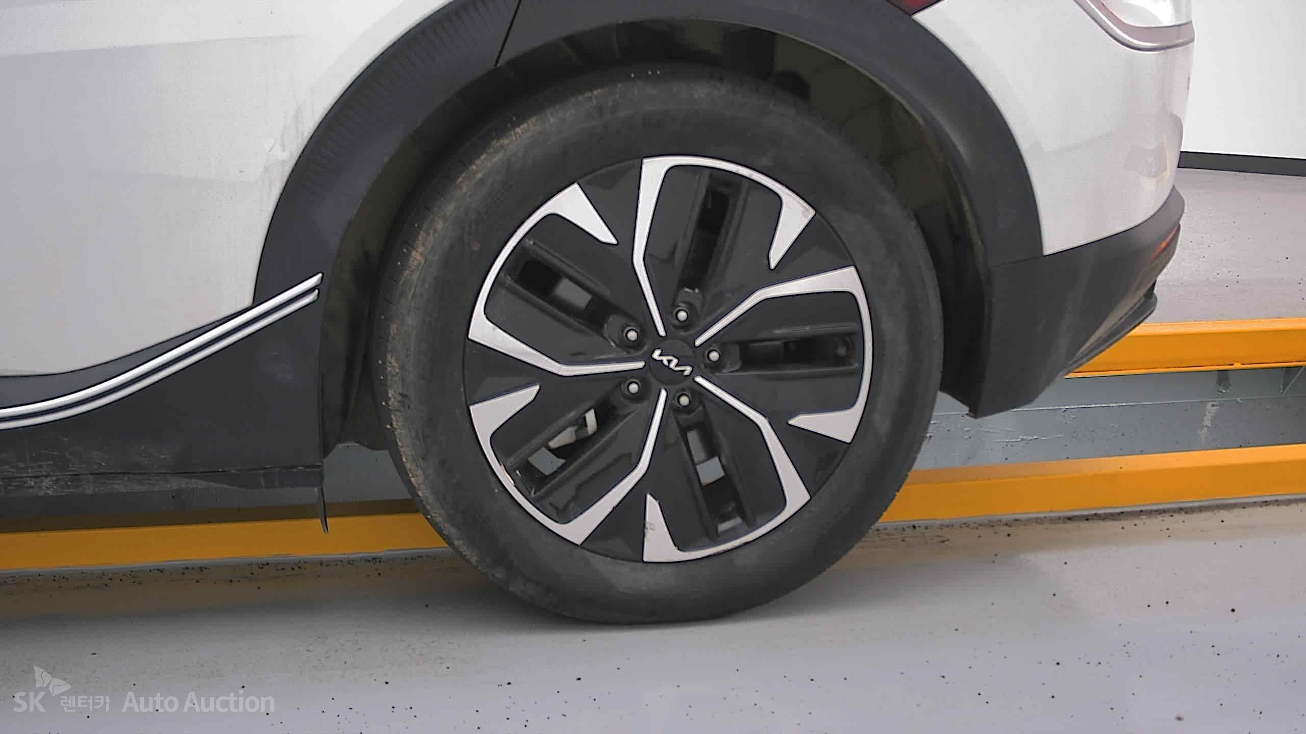 2022 - kia ev6