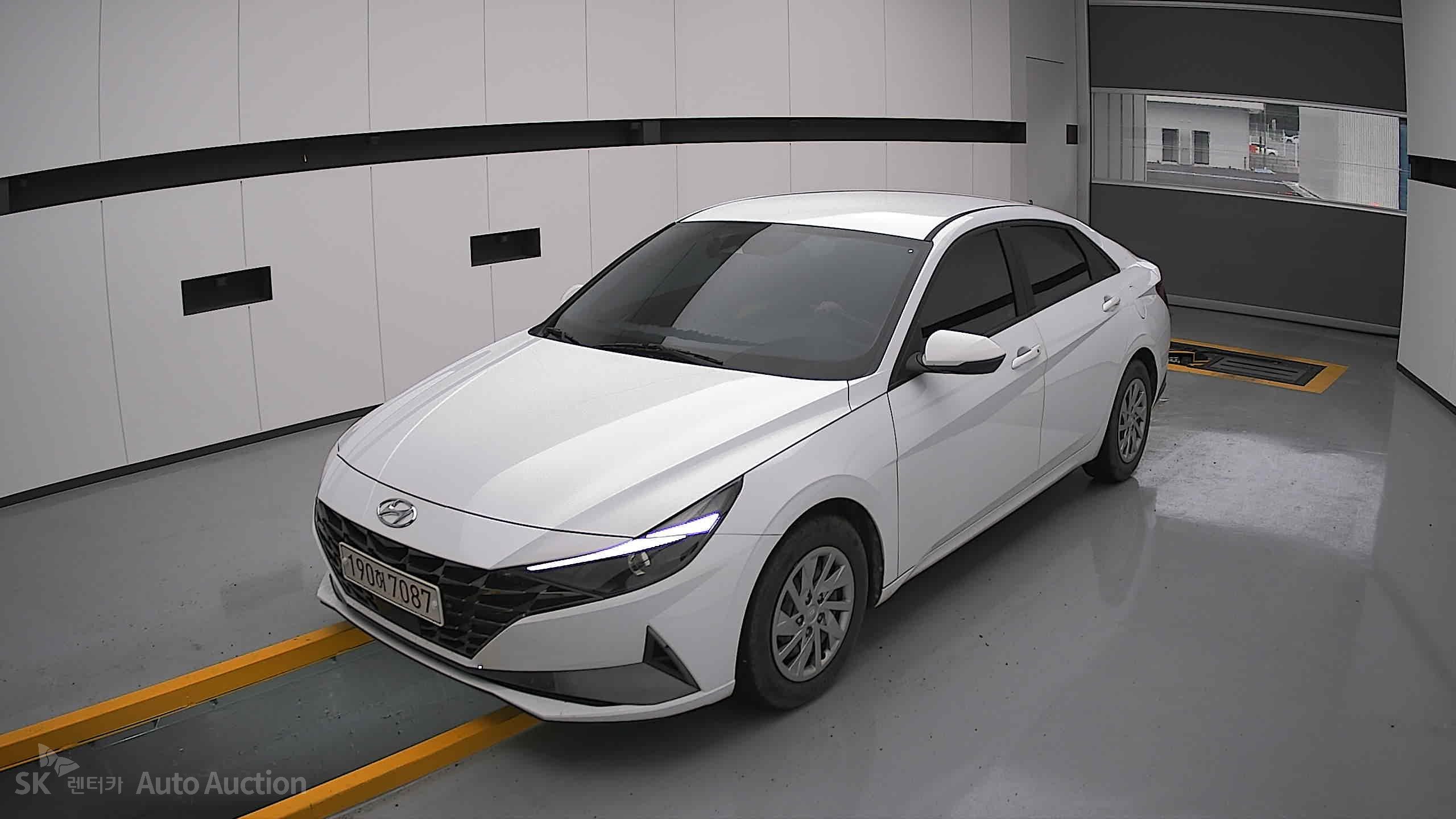 2022 - hyundai avante