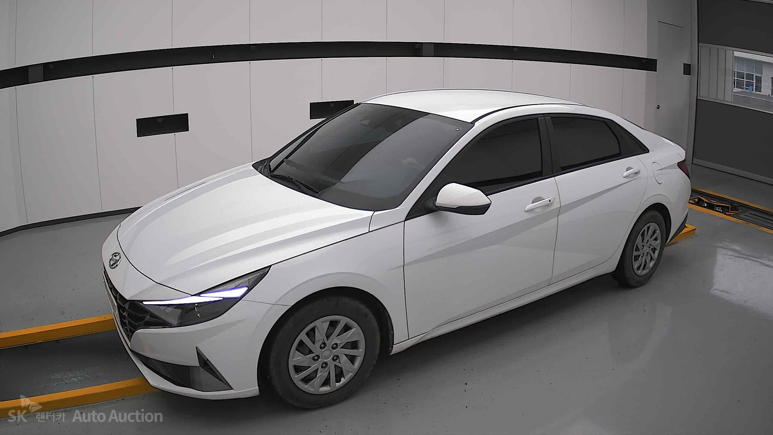 2022 - hyundai avante