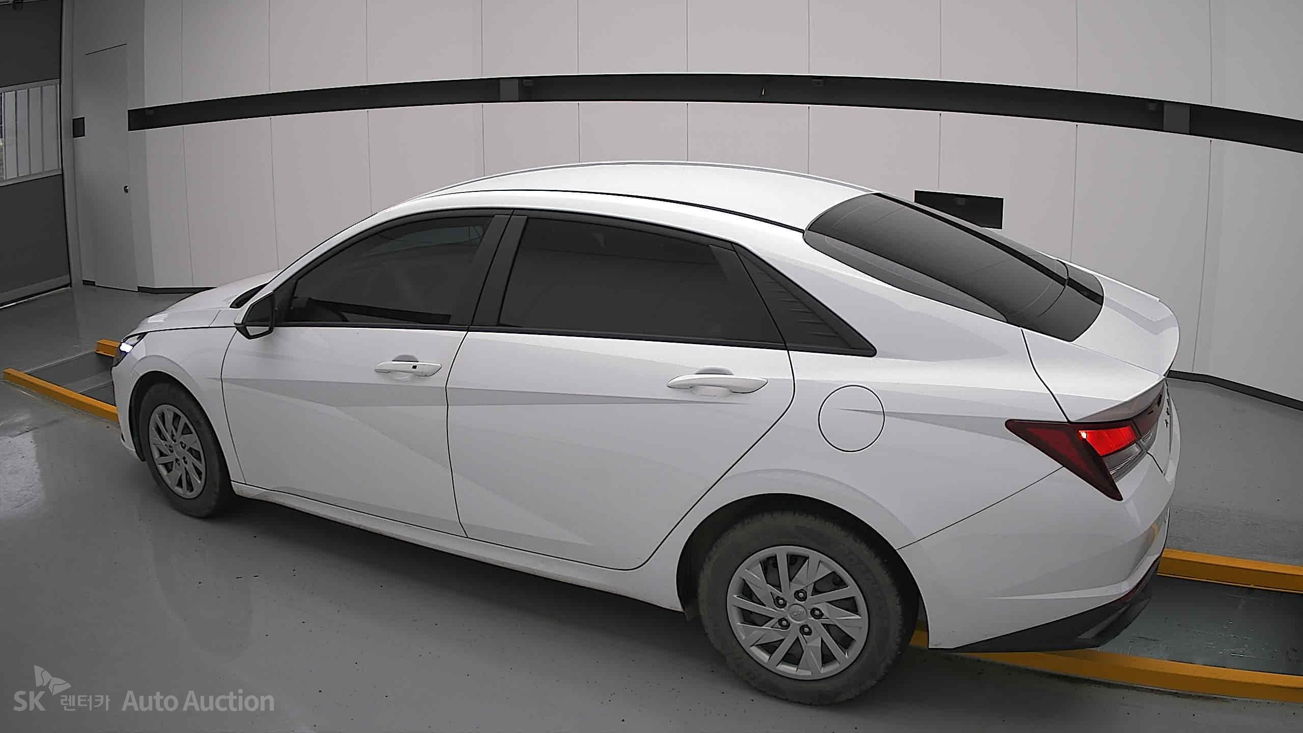 2022 - hyundai avante