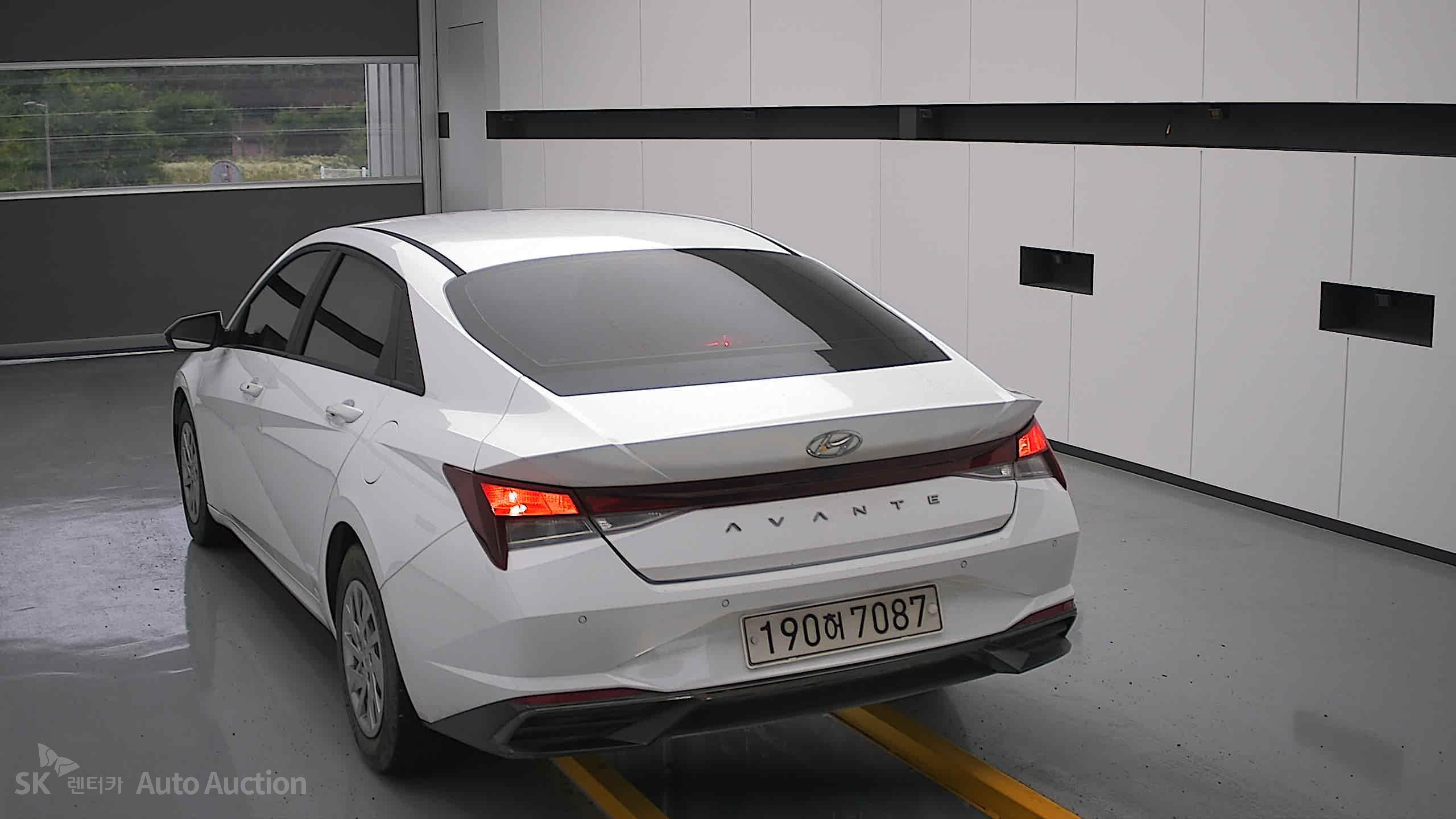 2022 - hyundai avante