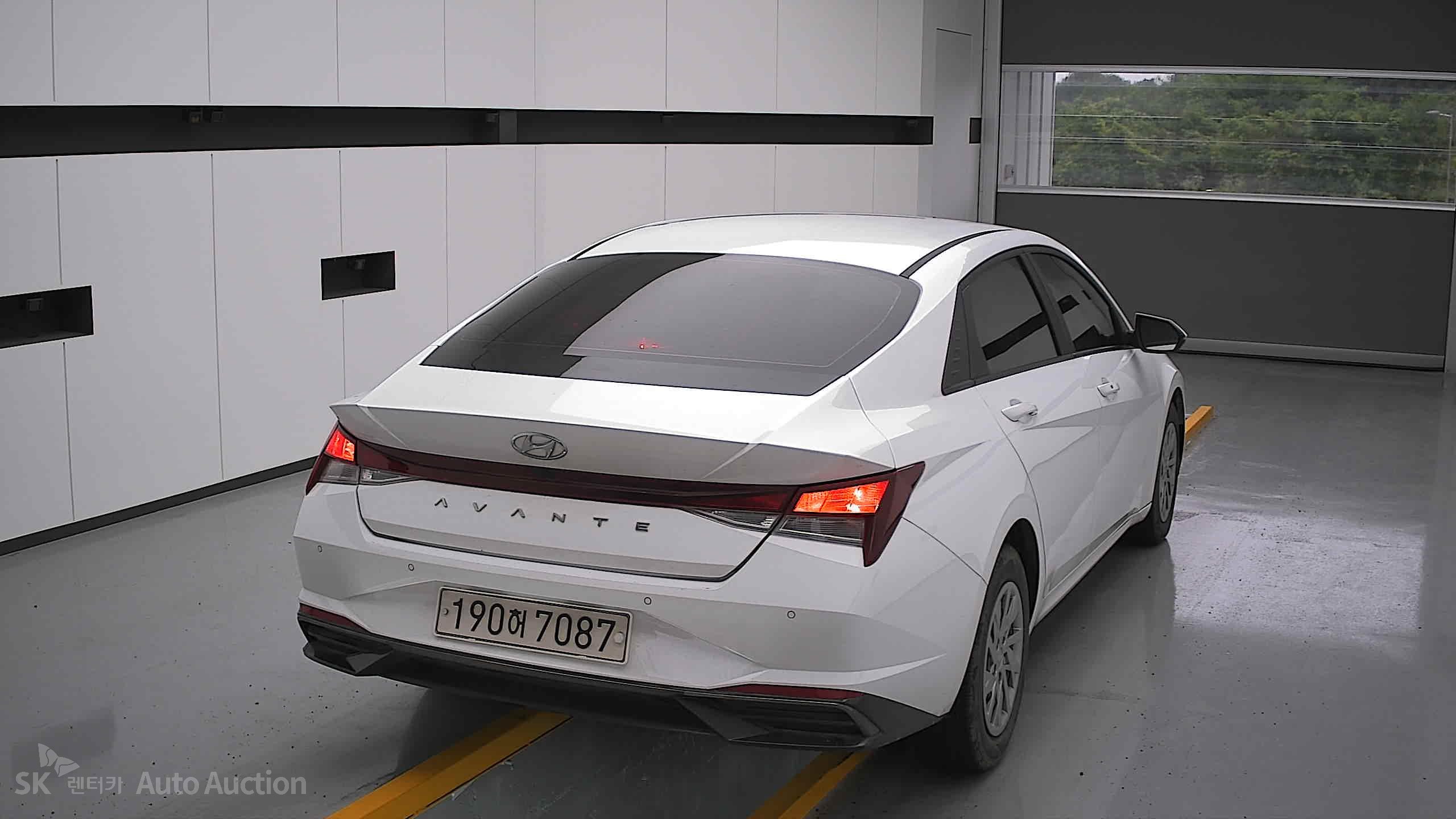 2022 - hyundai avante