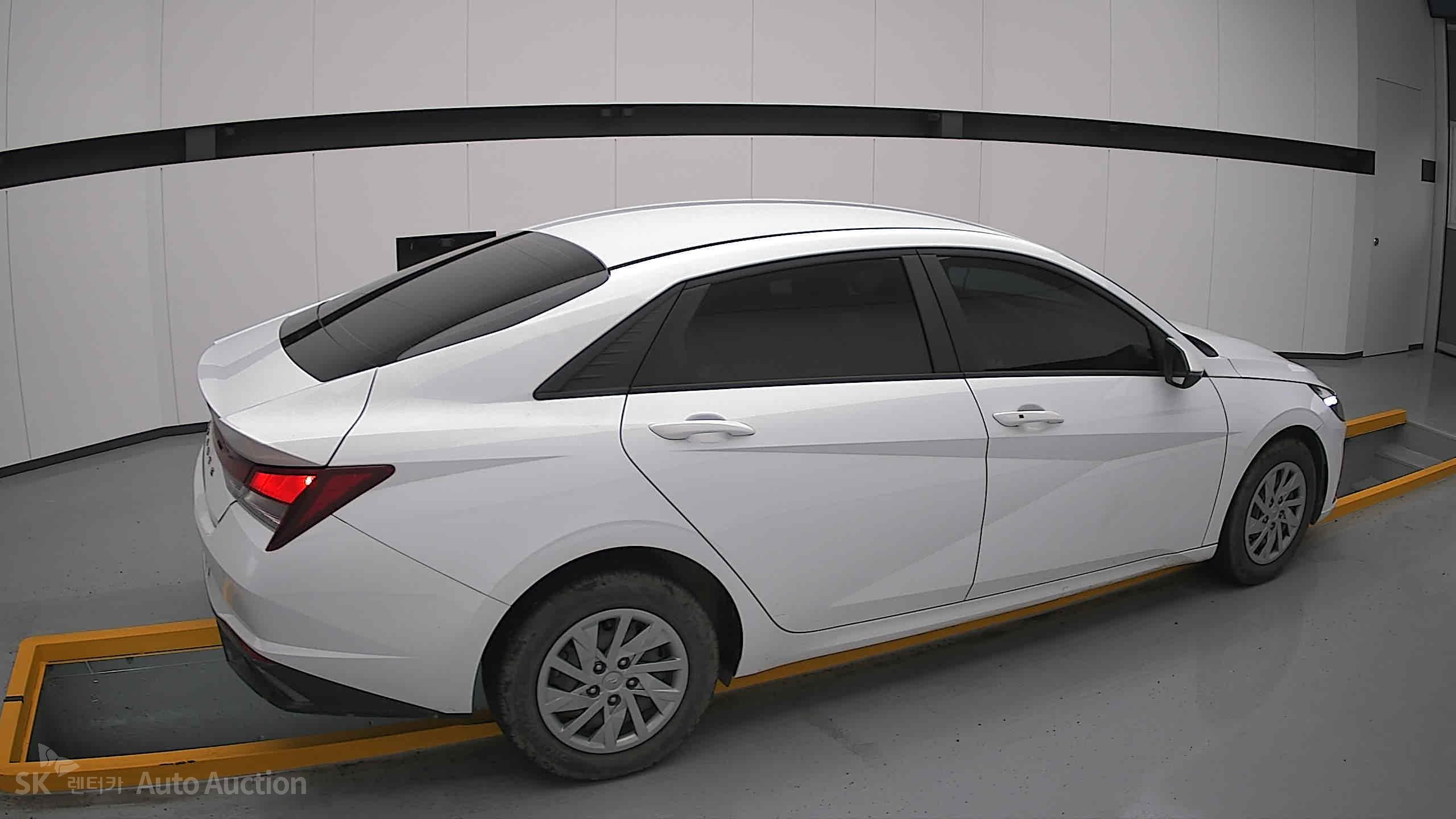 2022 - hyundai avante
