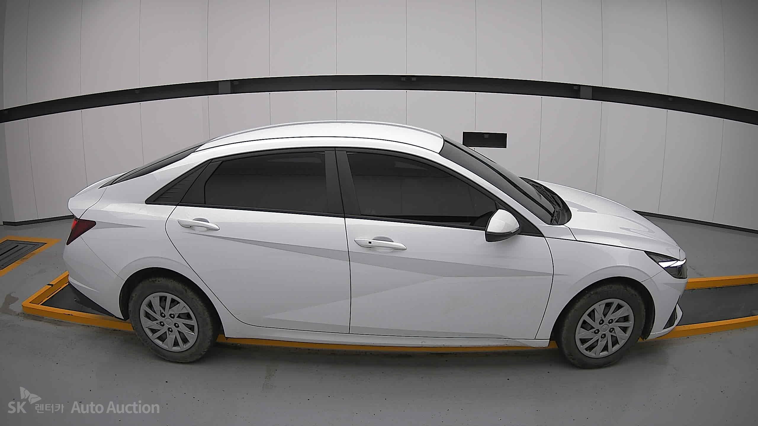 2022 - hyundai avante