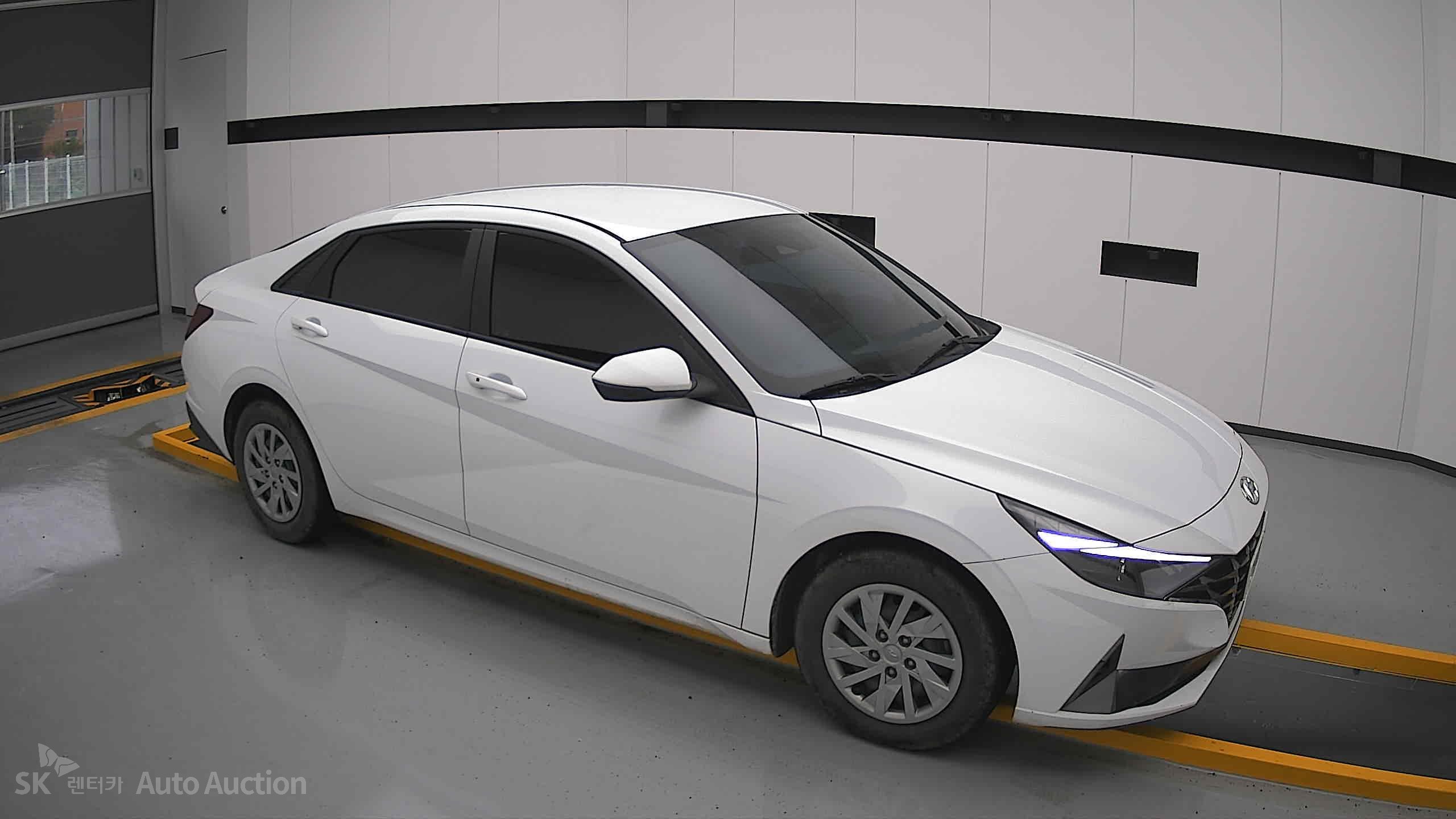 2022 - hyundai avante