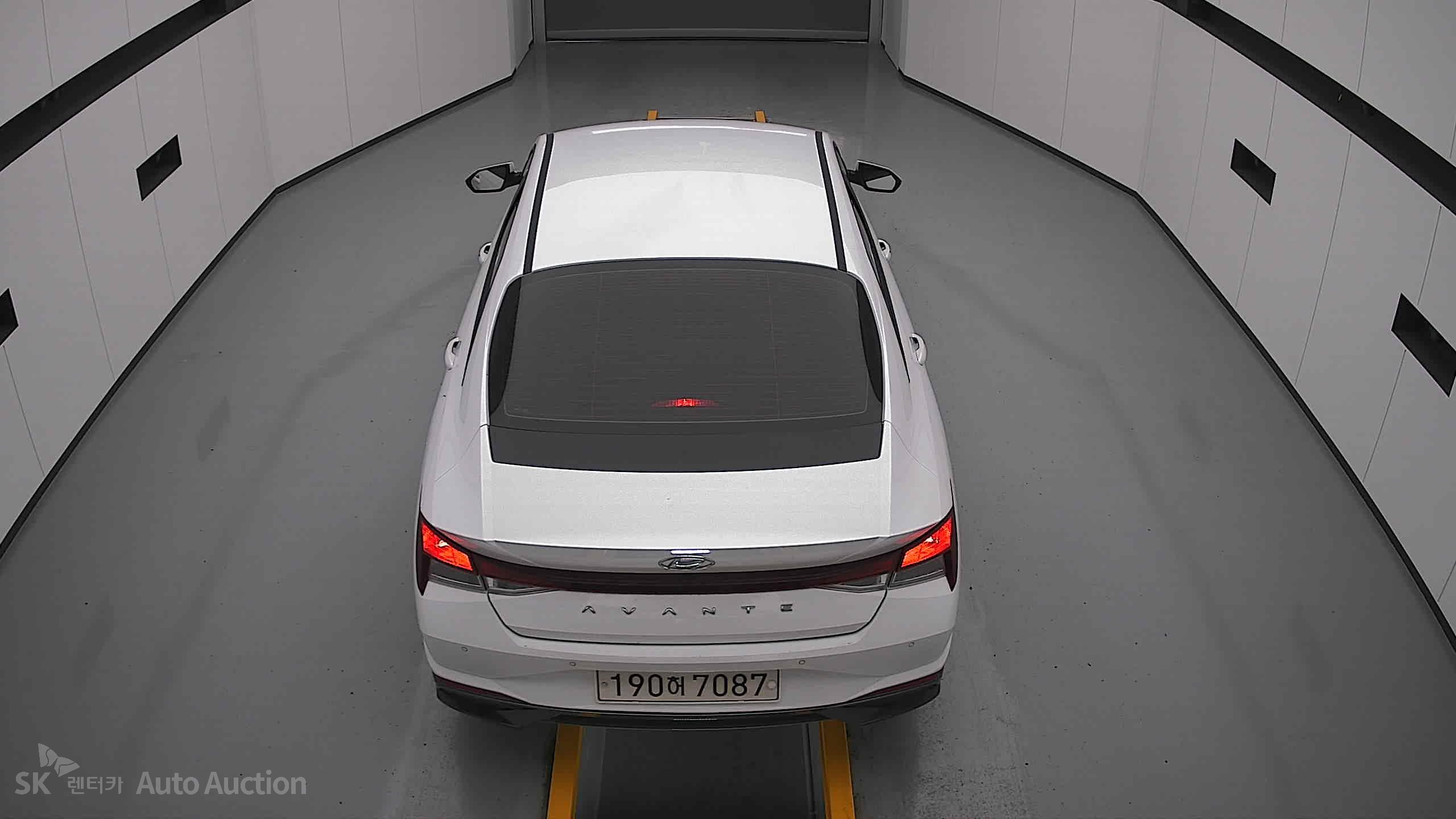 2022 - hyundai avante