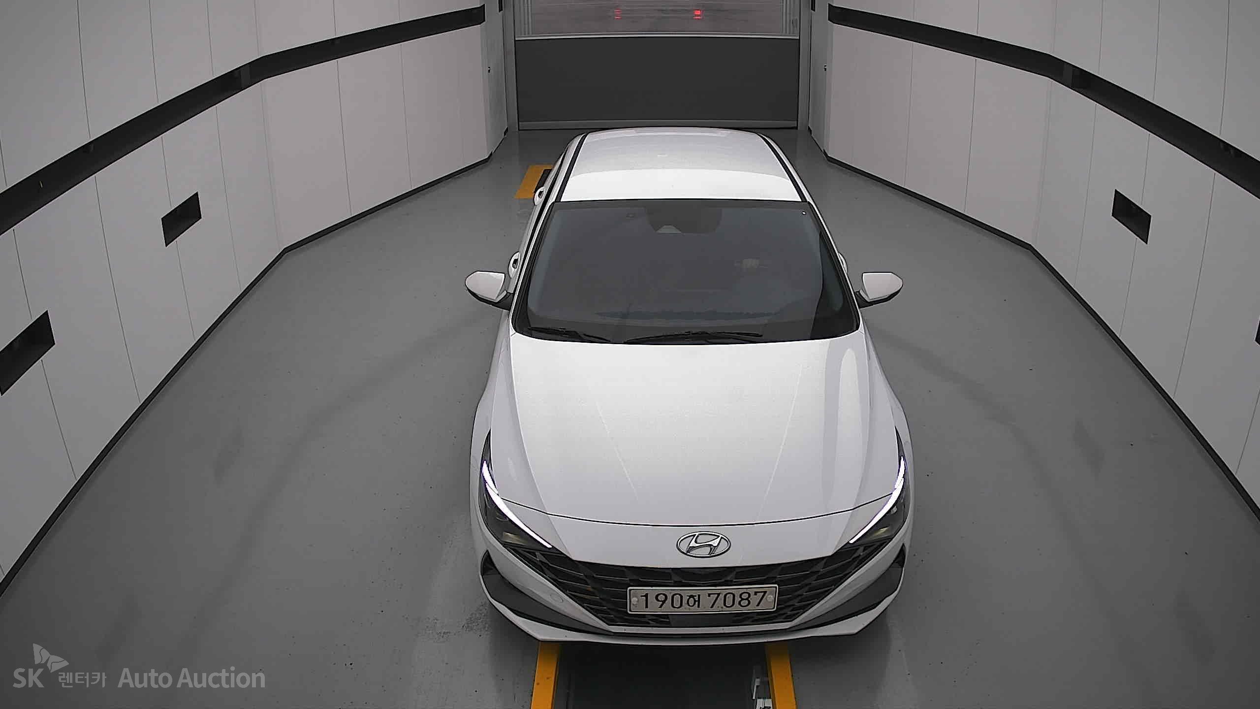 2022 - hyundai avante