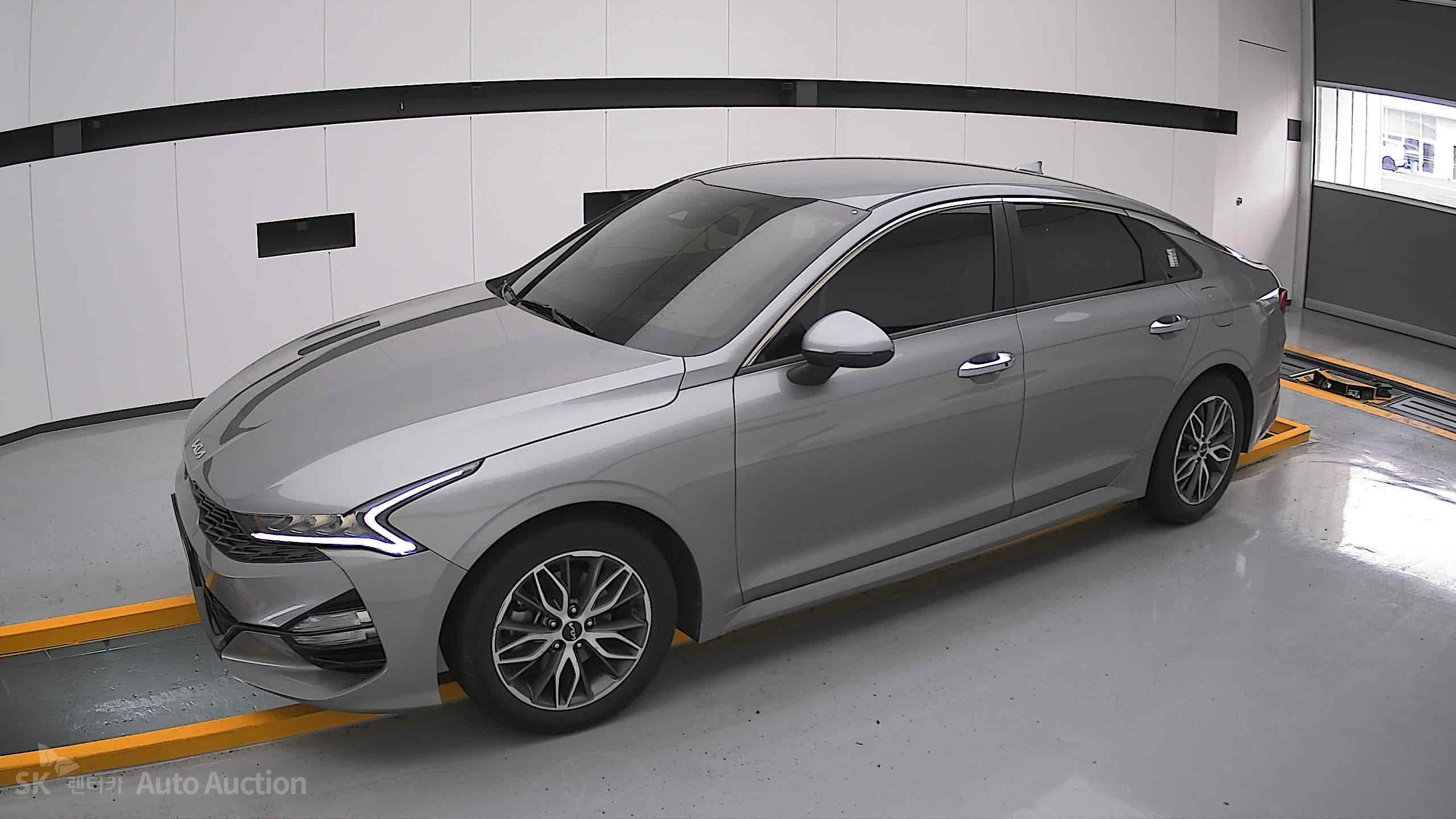 2022 - kia k5